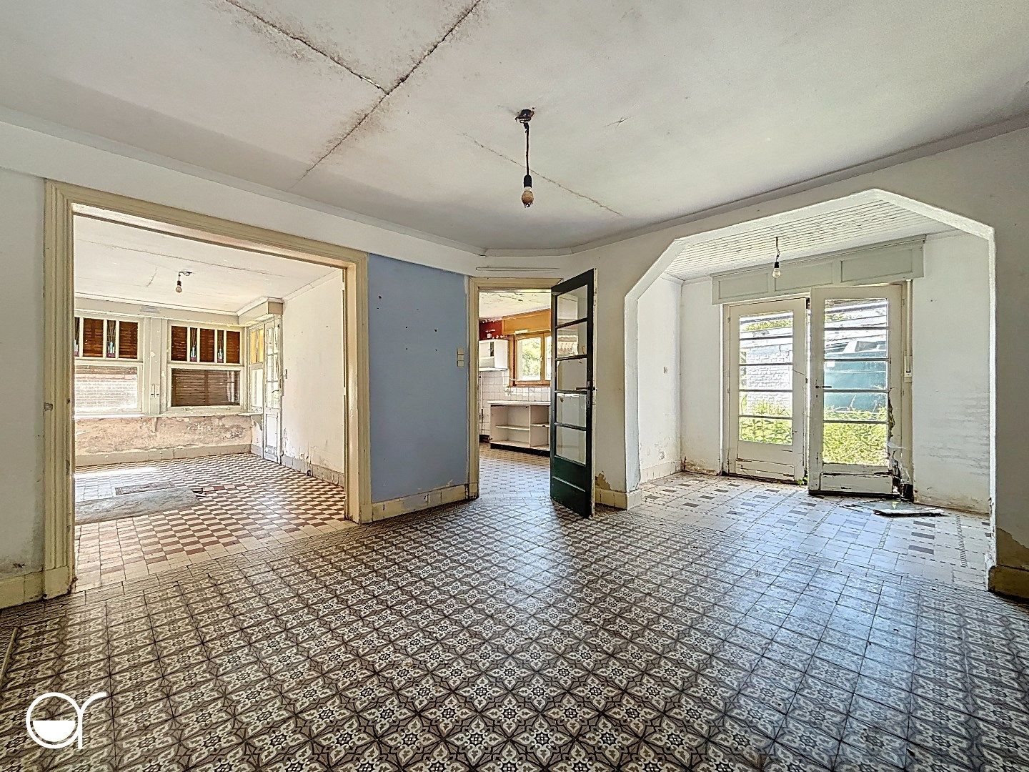 Volledig te renoveren landhuis op 2830m2 foto 5