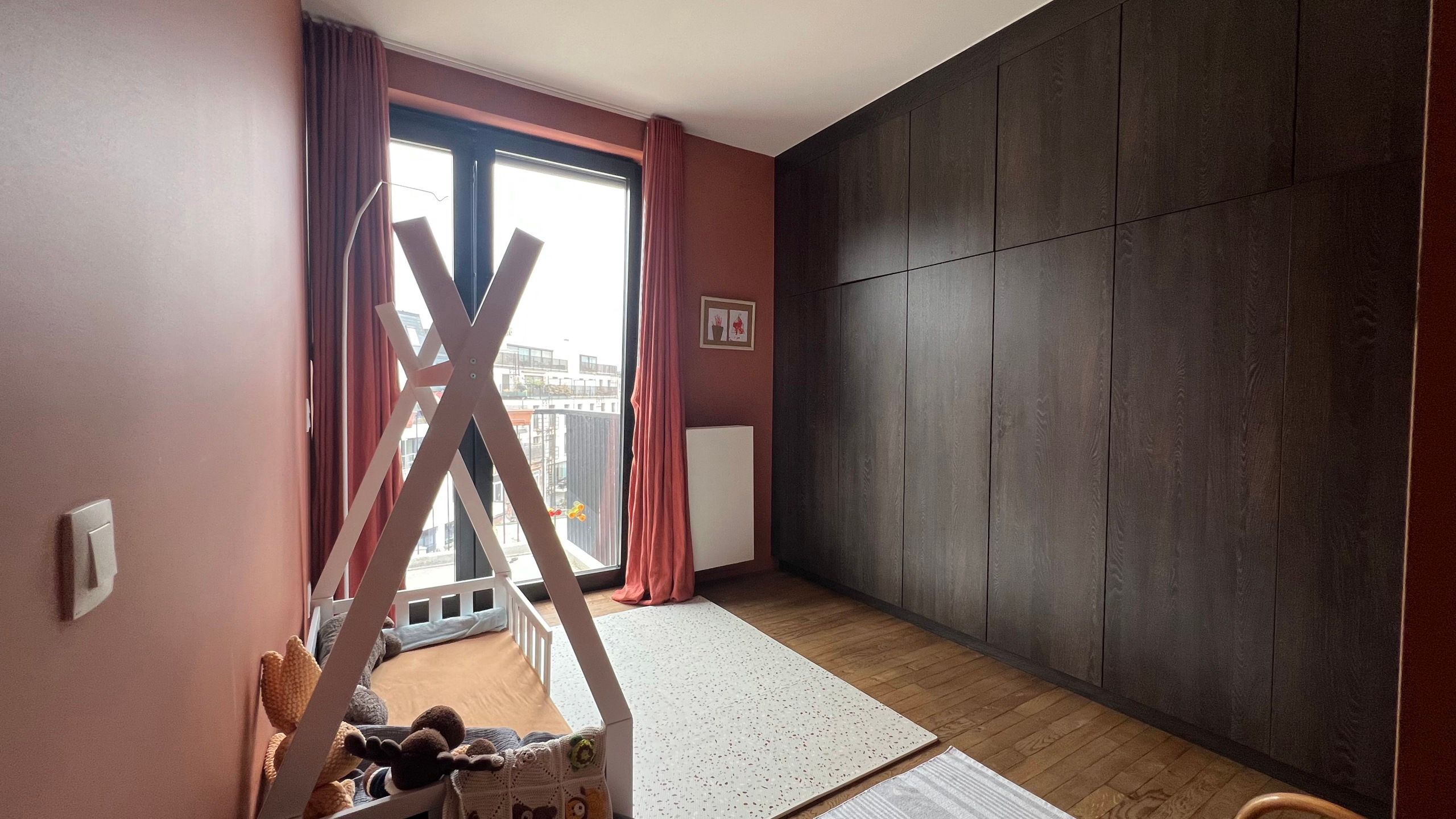 Penthouse met 2 slaapkamers en parking aan het Zuidpark foto 12