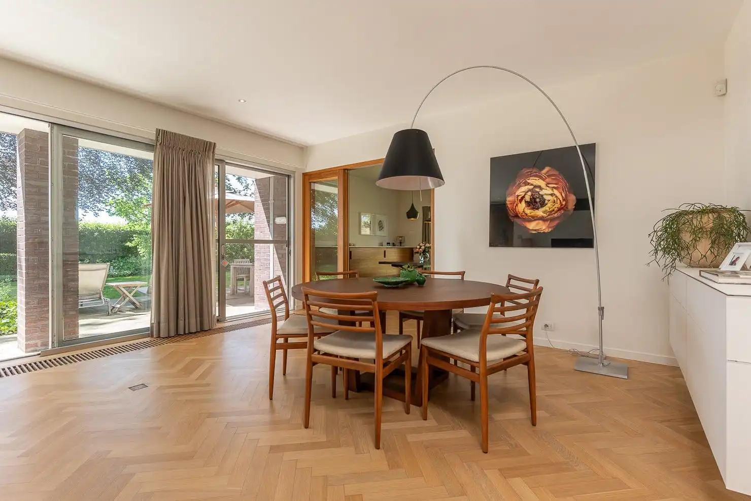 Unieke villa met praktijkmogelijkheid te Sijsele (Damme) foto 12
