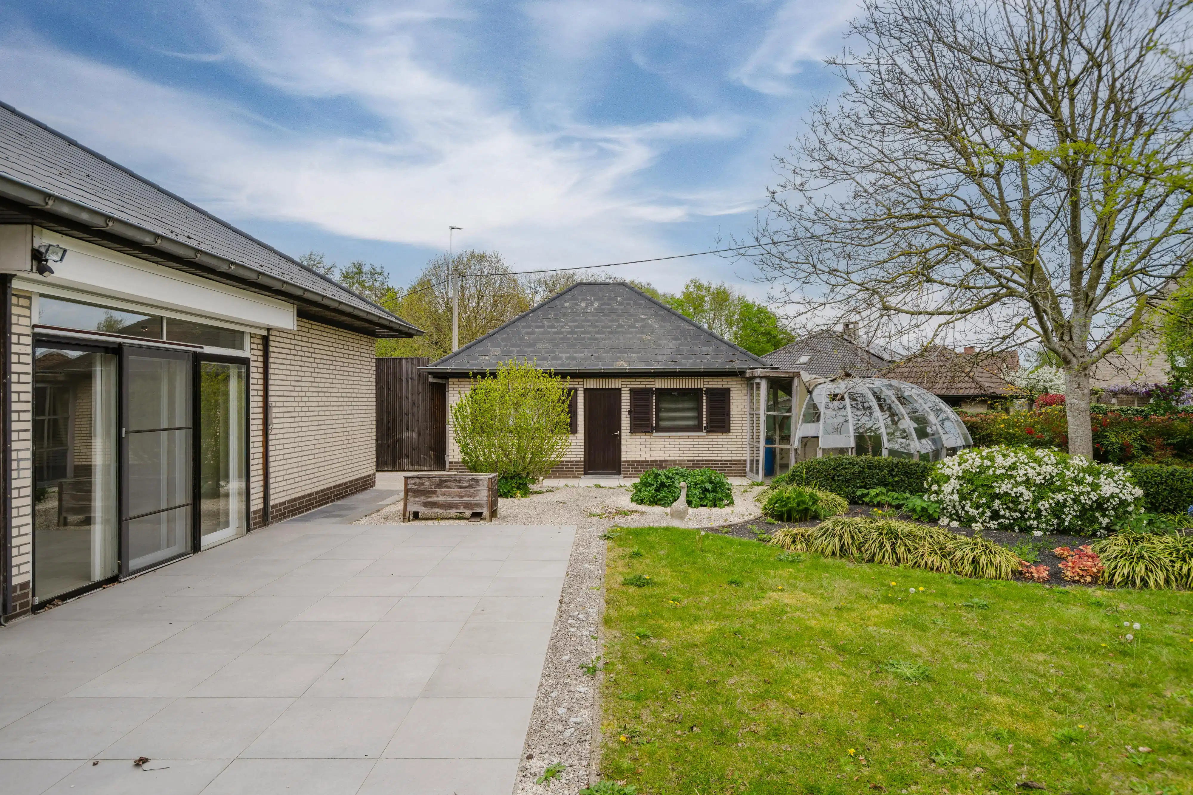 Ruime alleenstaande woning op 1922m² te koop in Gullegem foto 10