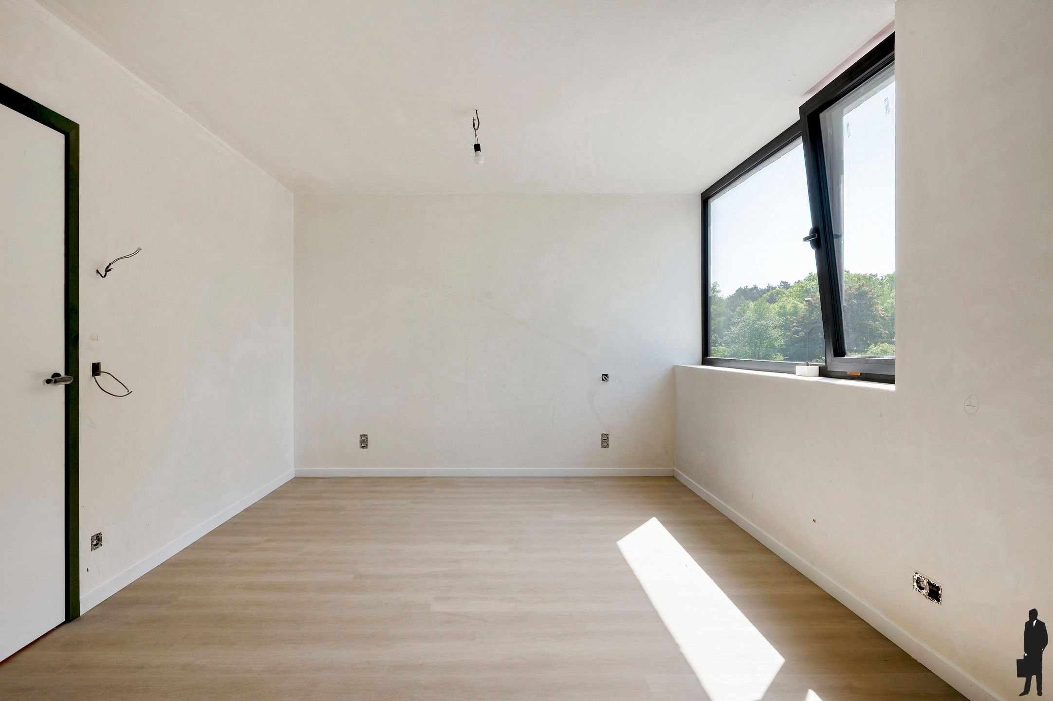 Moderne nieuwbouwwoning op een perceel van ca. 825 m²!  foto 19
