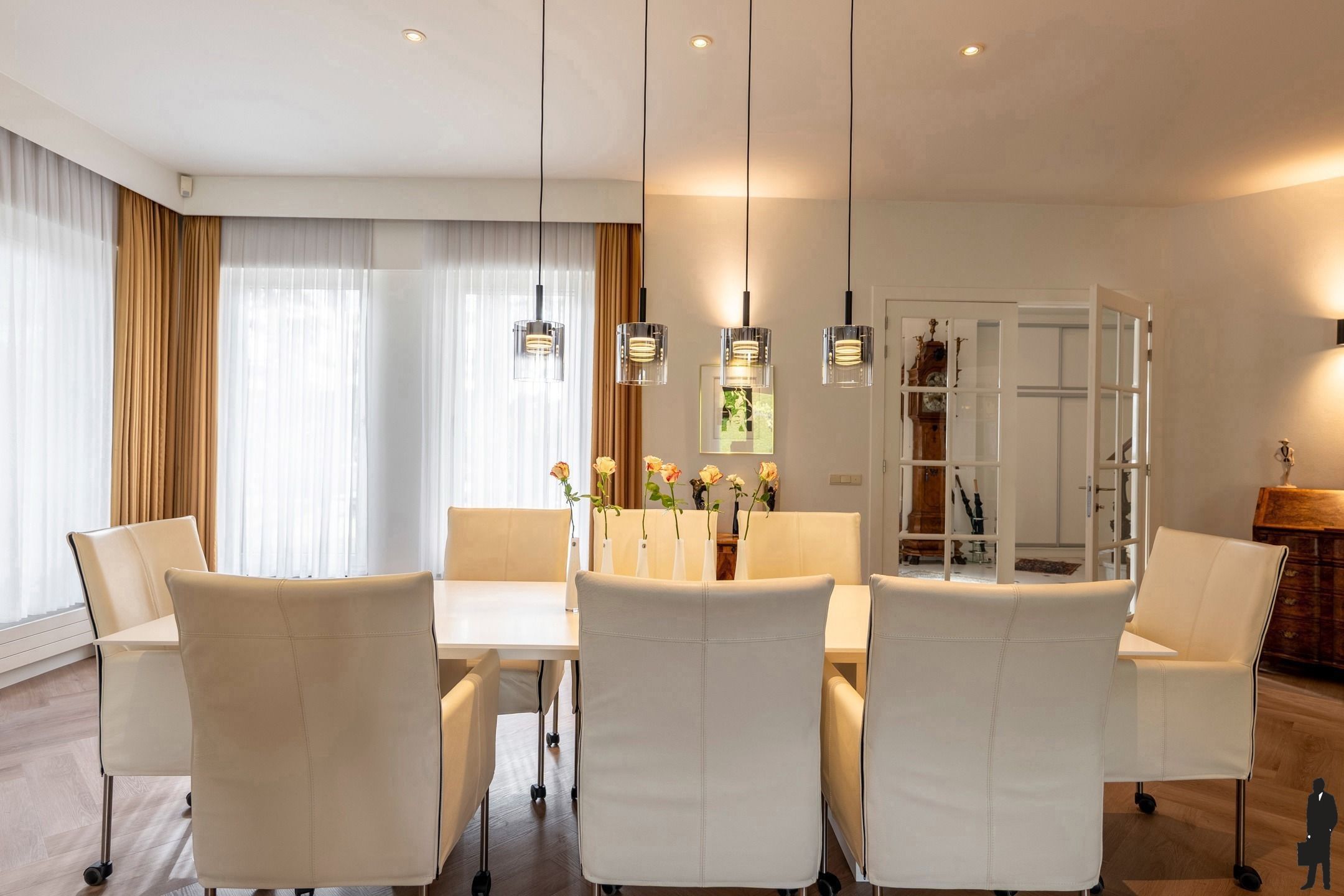 Tijdloze, volledig gerenoveerde villa 'Arendsnest' te Achel foto 4