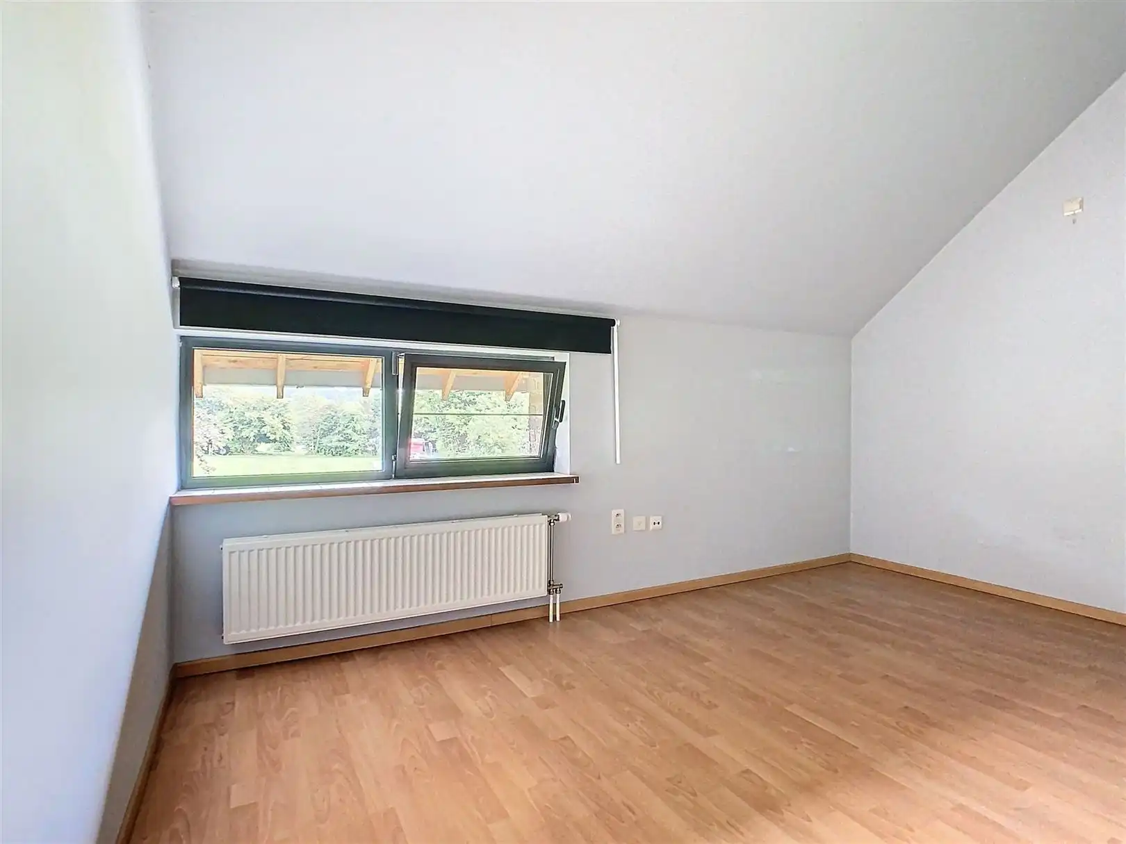 Halfopen bebouwing met tuin, 3 slpks, opp 14a 88ca foto 25