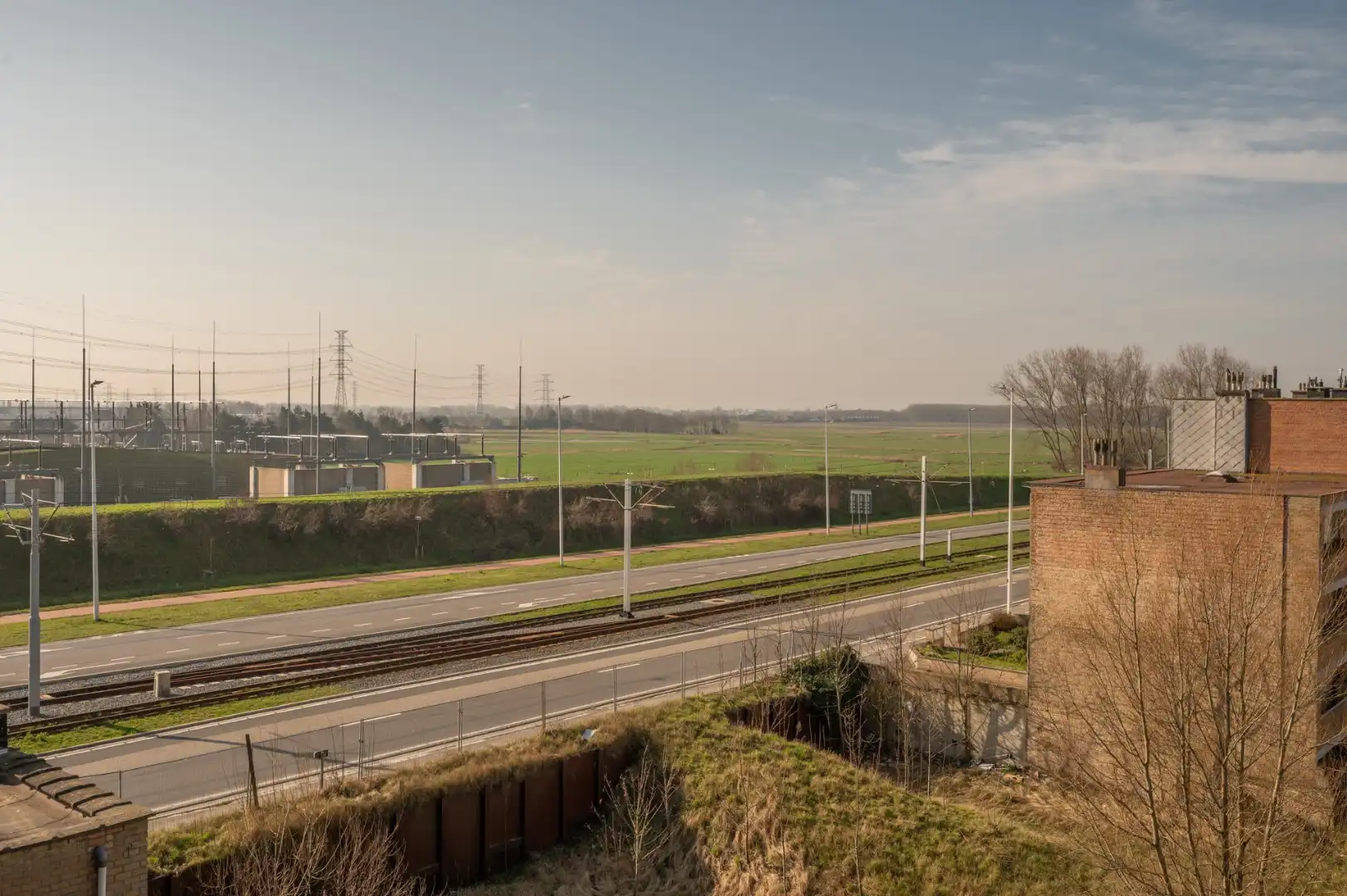 Instapklaar appartement met terras en autostaanplaats incl foto 13