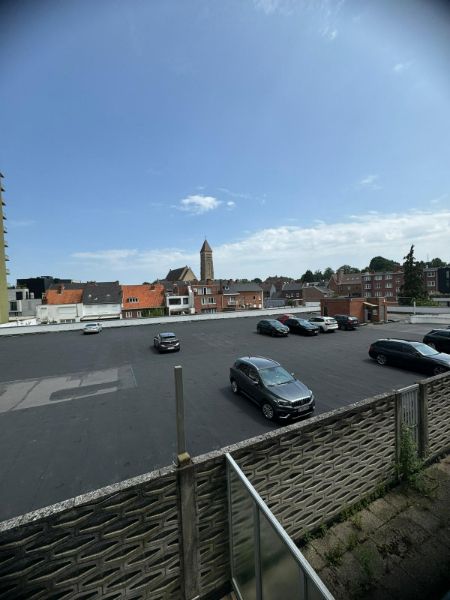 Appartement met 3 slaapkamers en garage in hartje Genk foto 19
