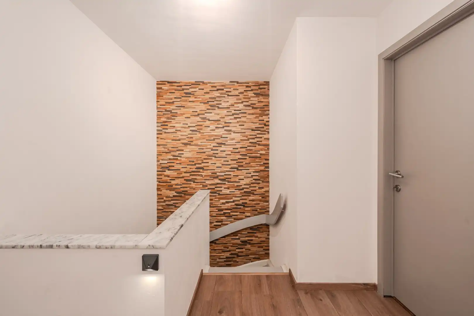 Gezinswoning met 3 slpks en garage in centrum foto 12