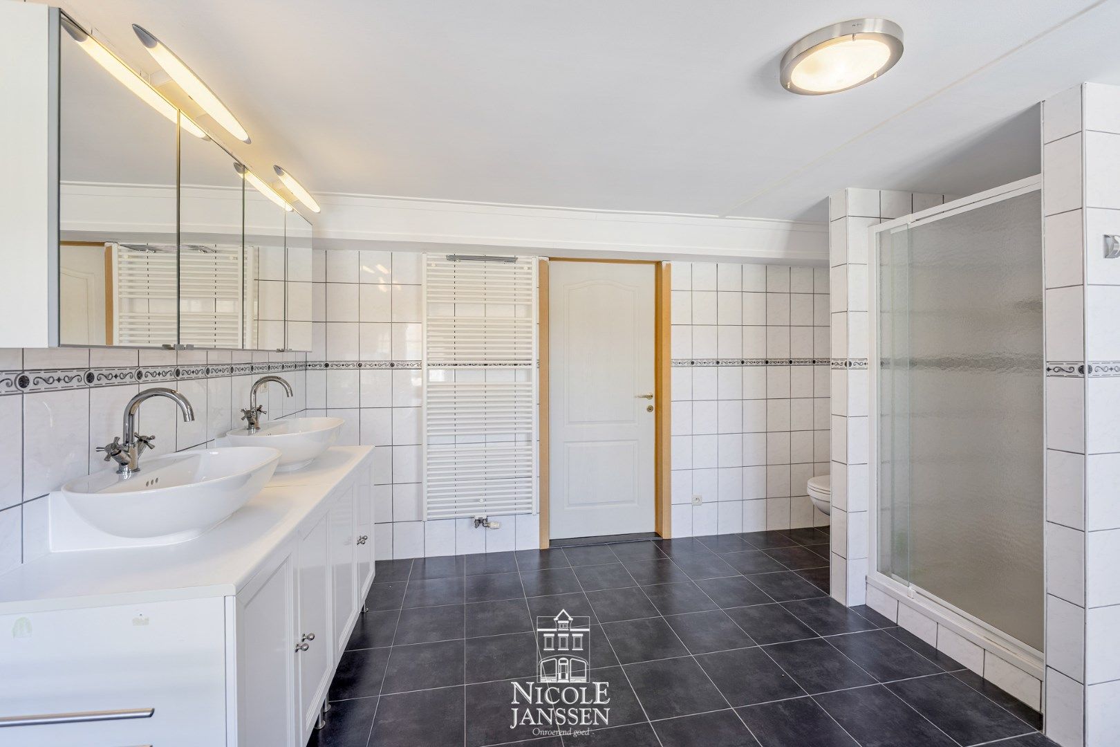 Vrijstaande woning op royaal perceel foto 20