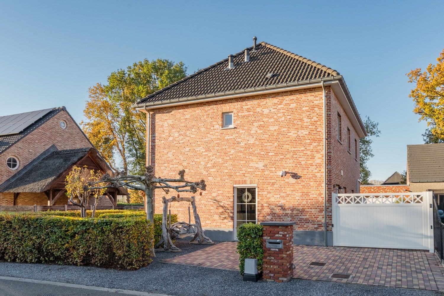 Mooie energiezuinige 4 slaapkamer woning te Pelt foto 47