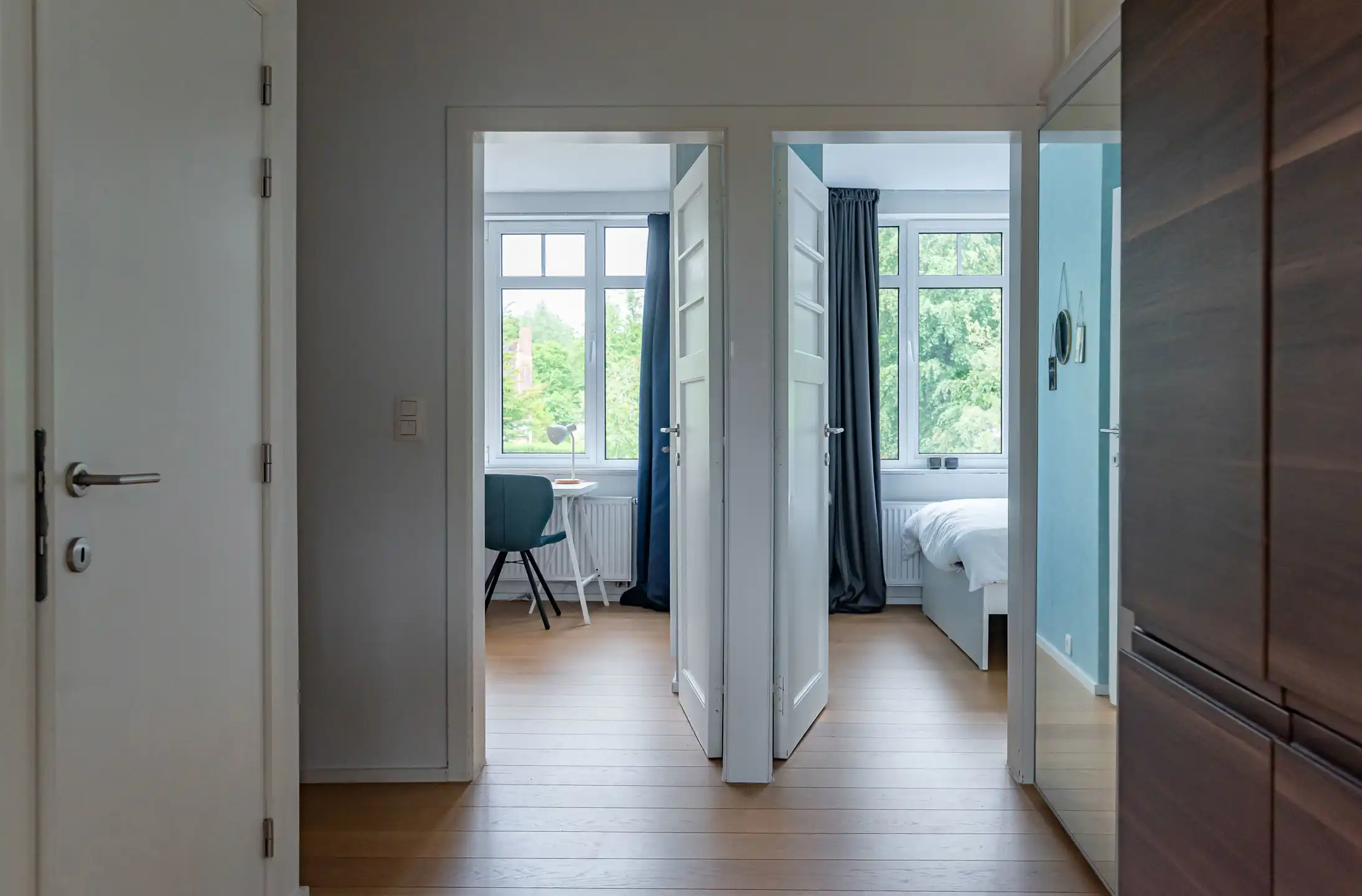 Prachtig gerenoveerde halfopen woning op een mooi perceel foto 13