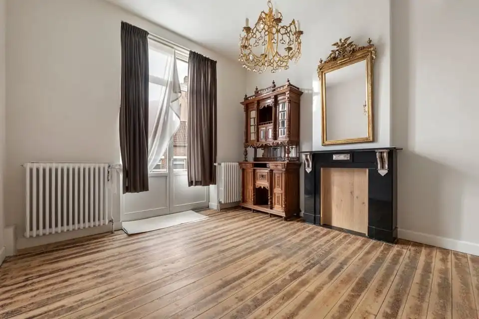 EXCLUSIEF HERENHUIS MET LUXUEUZE AFWERKING IN HET HART VAN SINT-TRUIDEN foto 15