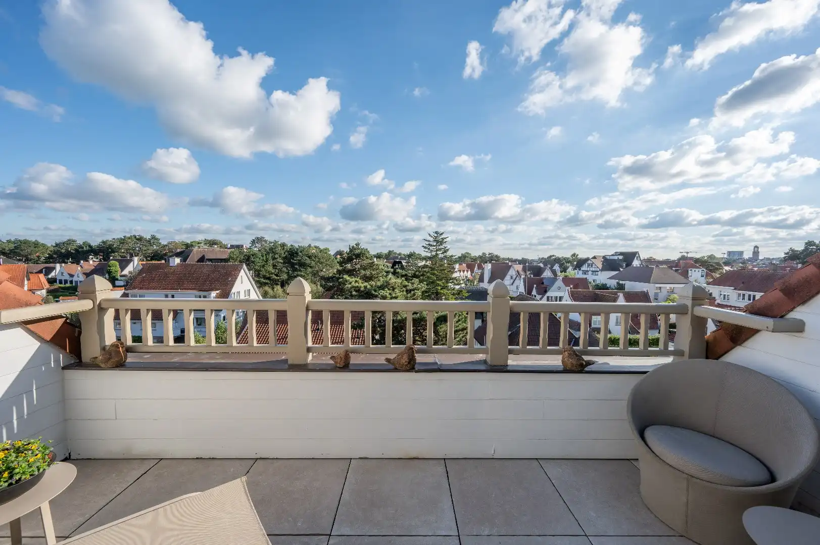 Lichtrijk duplex met zonnig terras en prachtig open uitzicht foto 2