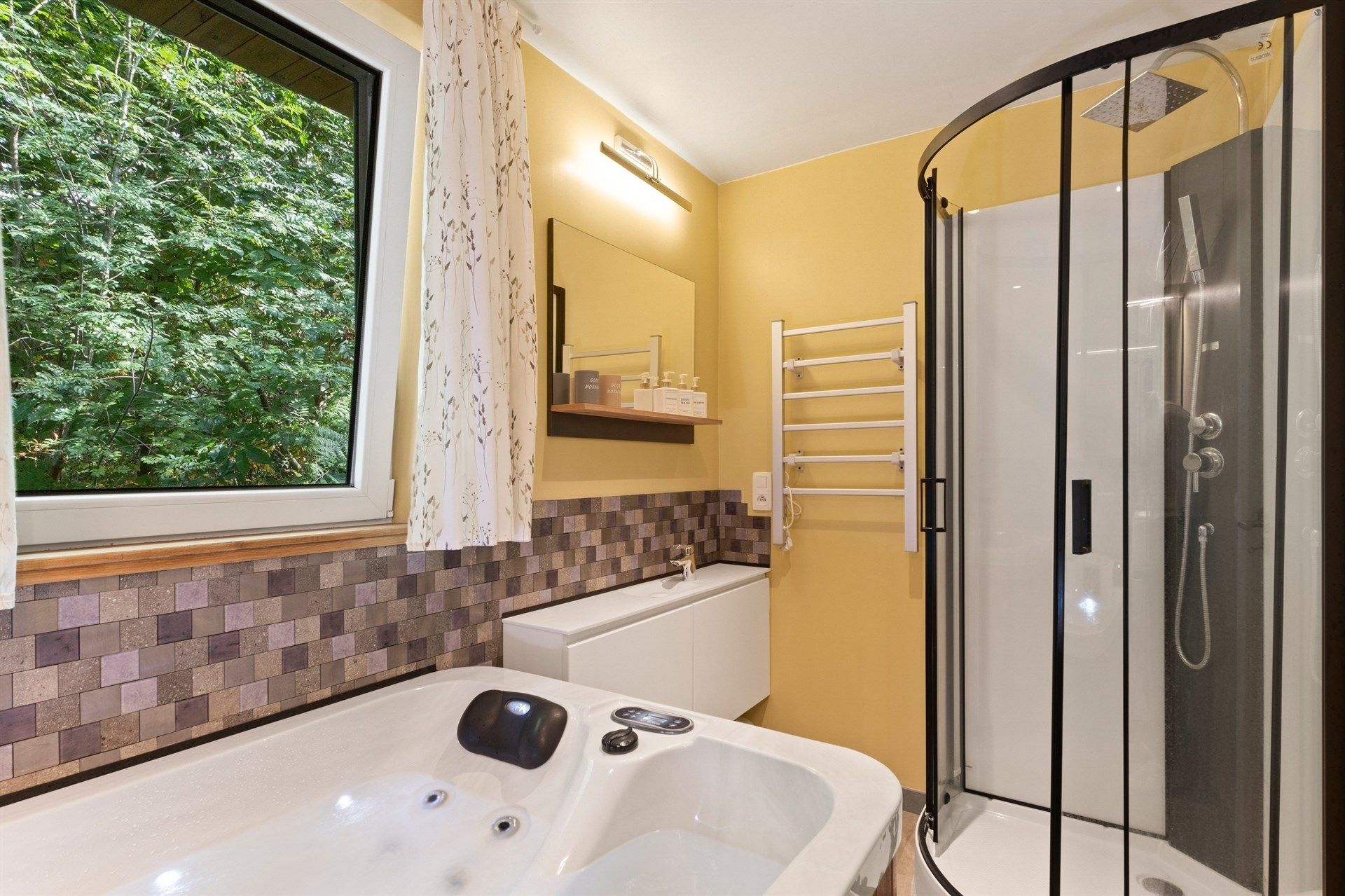 Fantastisch gelegen nieuwbouwchalet foto 17