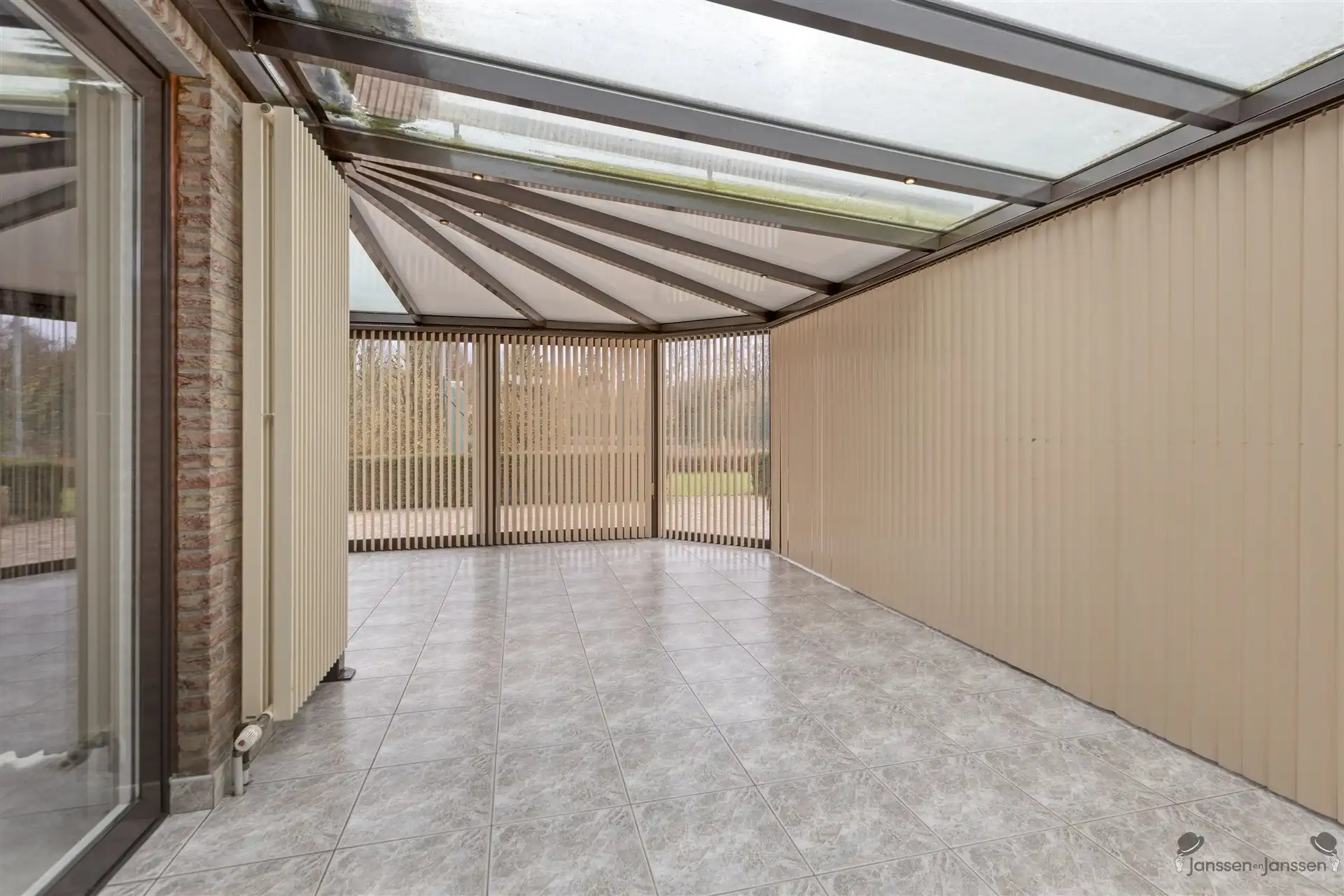 Ruime, goed onderhouden woning met prachtige tuin in Geel foto 25