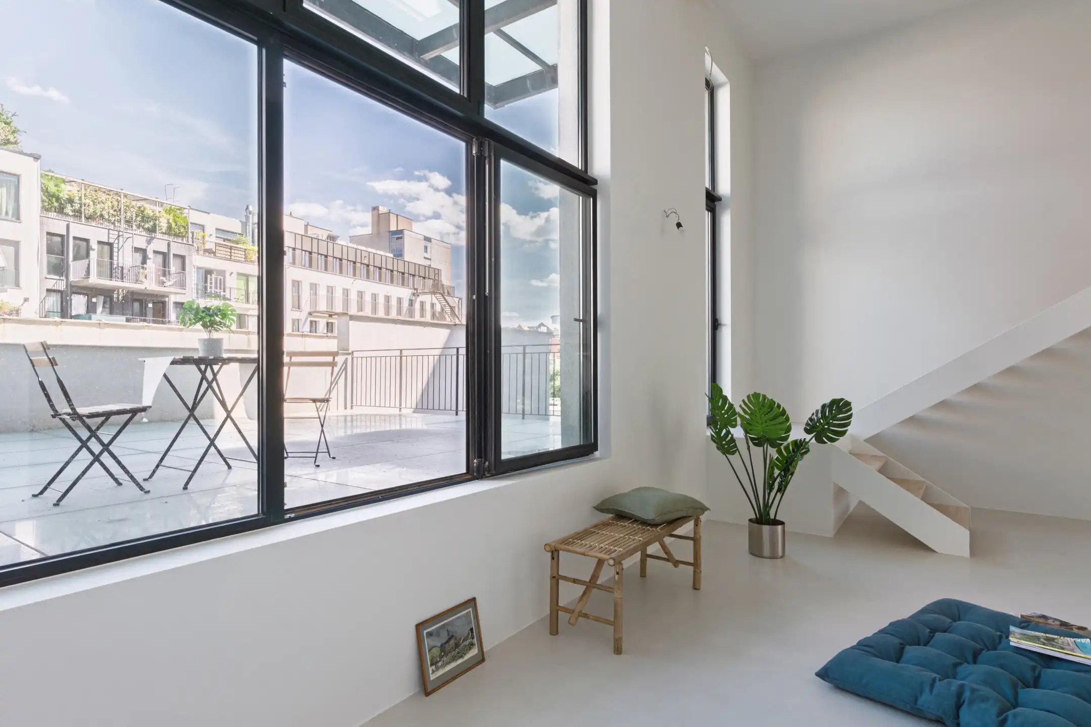 ANTWERPEN - Ruime loft met ruim terras nabij Graanmarkt foto 2