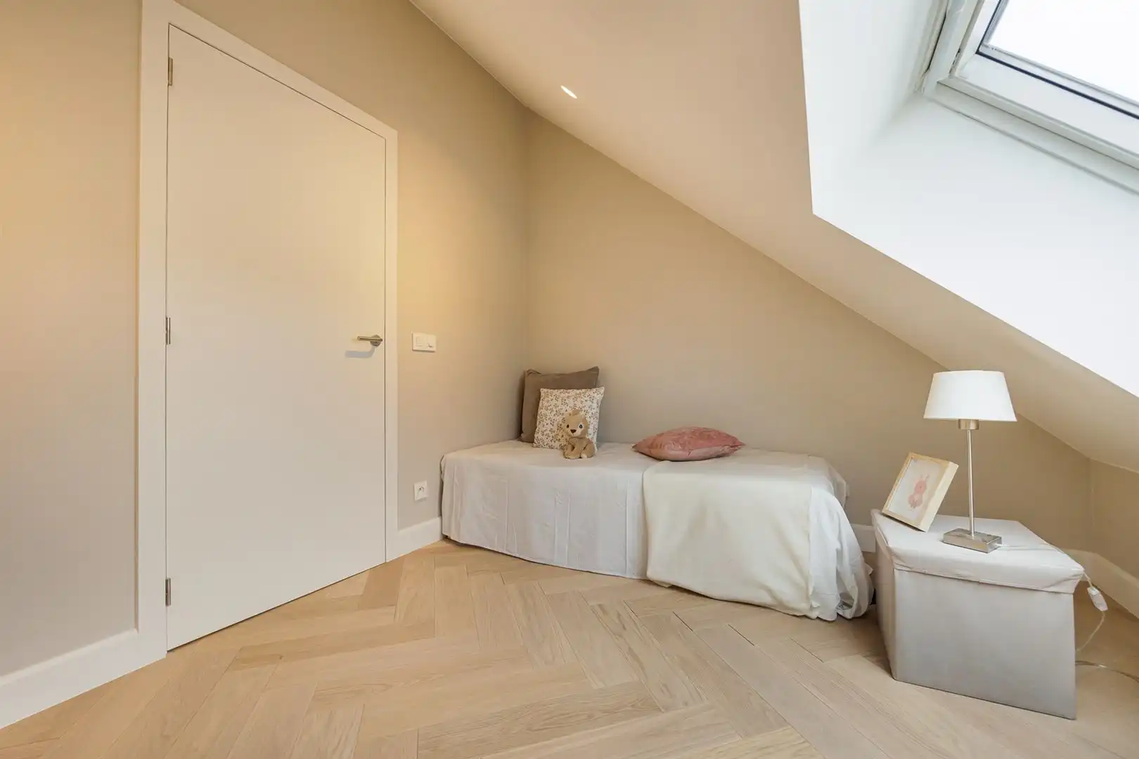 Charmante duplex met terras foto 19