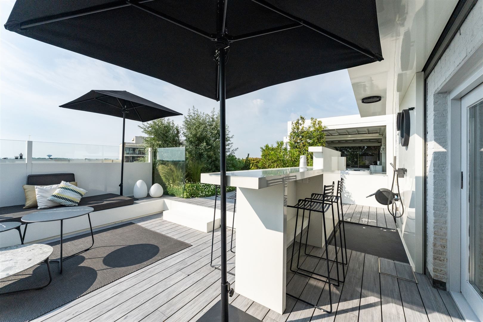 Ultiem Luxe dakappartement te koop 180m² met fenomenaal terras 100m²  foto {{pictureIndex}}