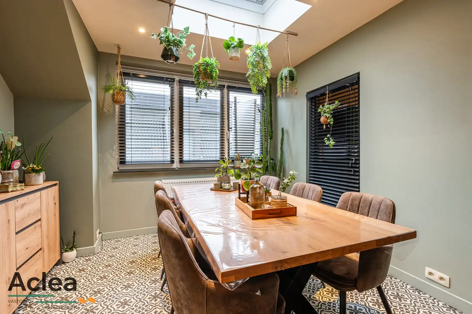 Smaakvol, ruim appartement met garage foto 4