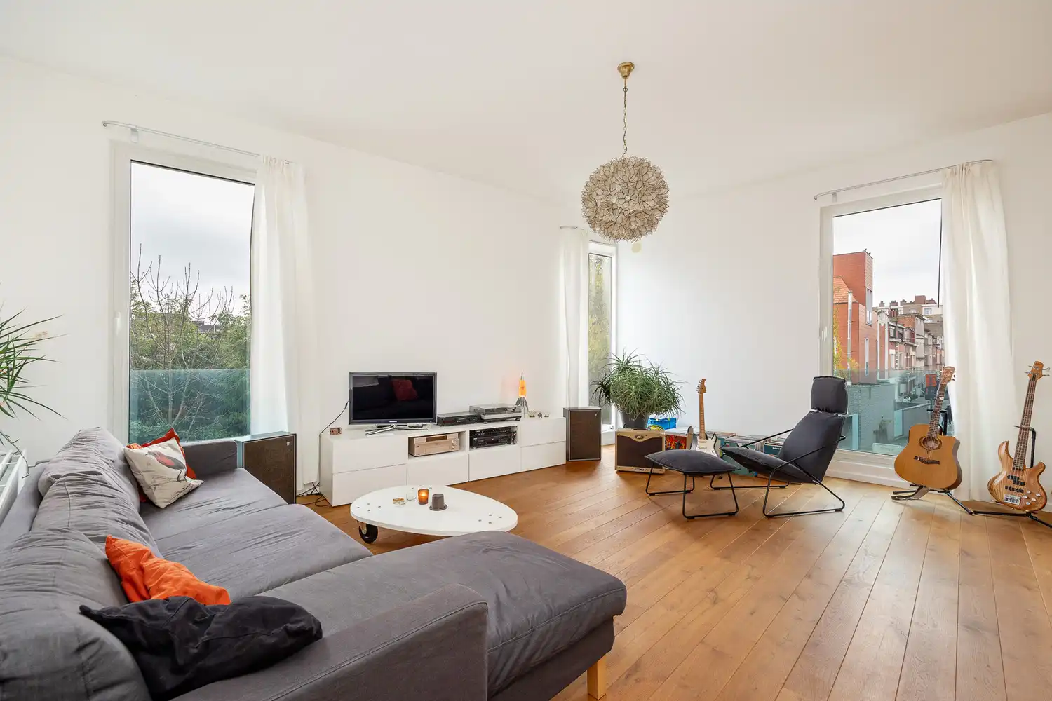 Energiezuinige (EPC B) halfopen eengezinswoning met aangename tuin, op centrale locatie te 2020 Antwerpen. foto 12