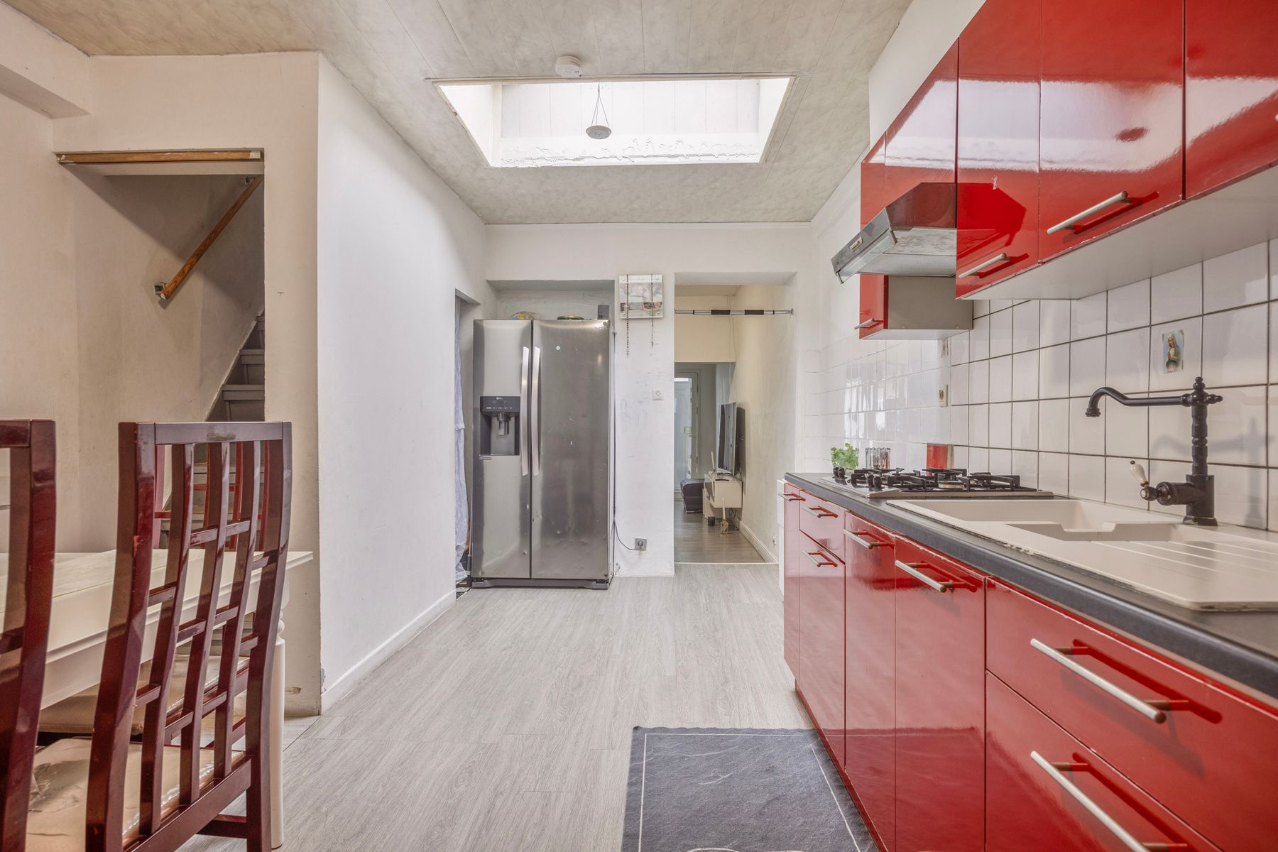 Woning met 3 slaapkamers, grote tuin, uitstekende ligging foto 3