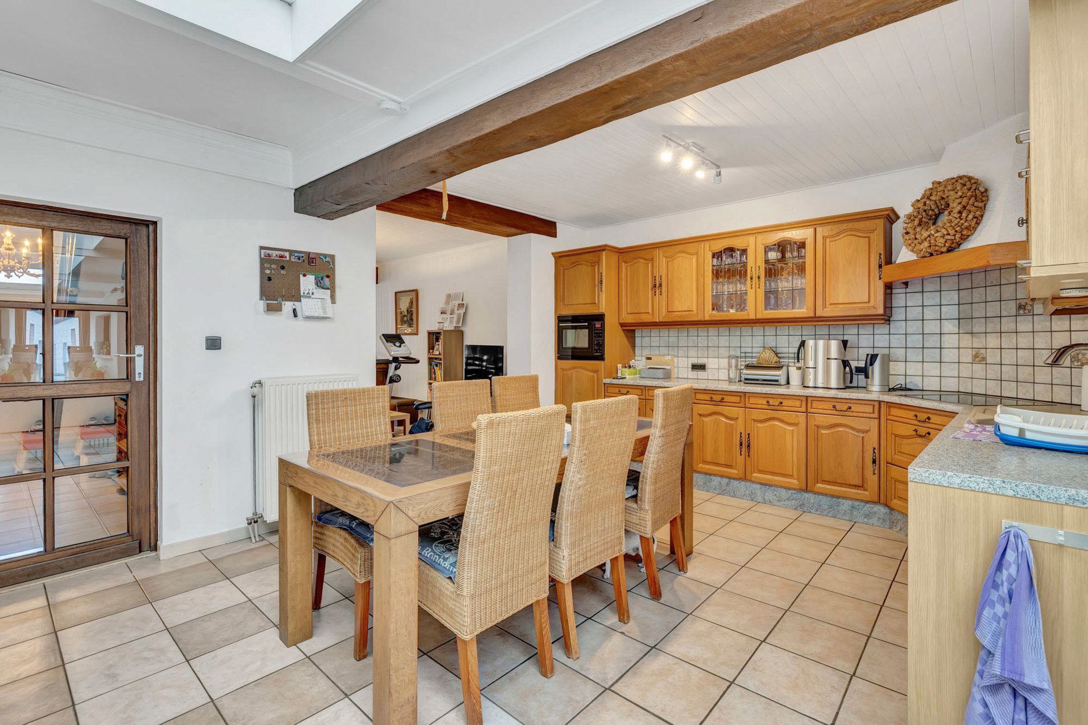 Ruime instapklare woning met 3 slpks en tuin foto 7