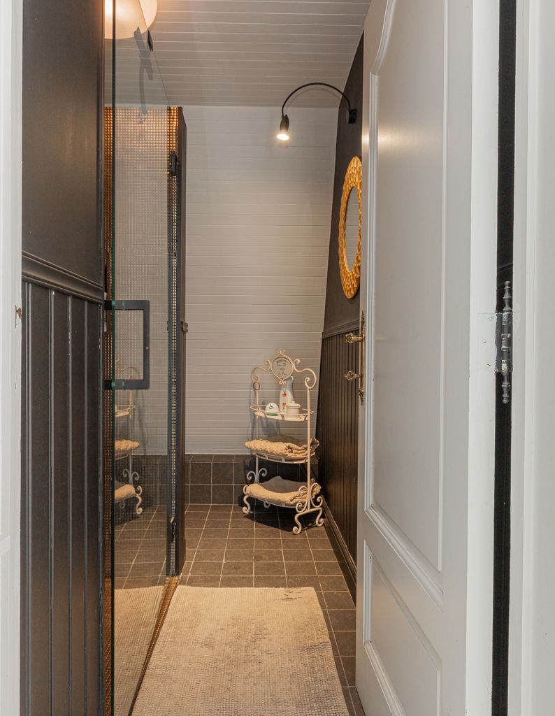 Grote villa op 22a met tuin, garage én bijgebouw foto 13