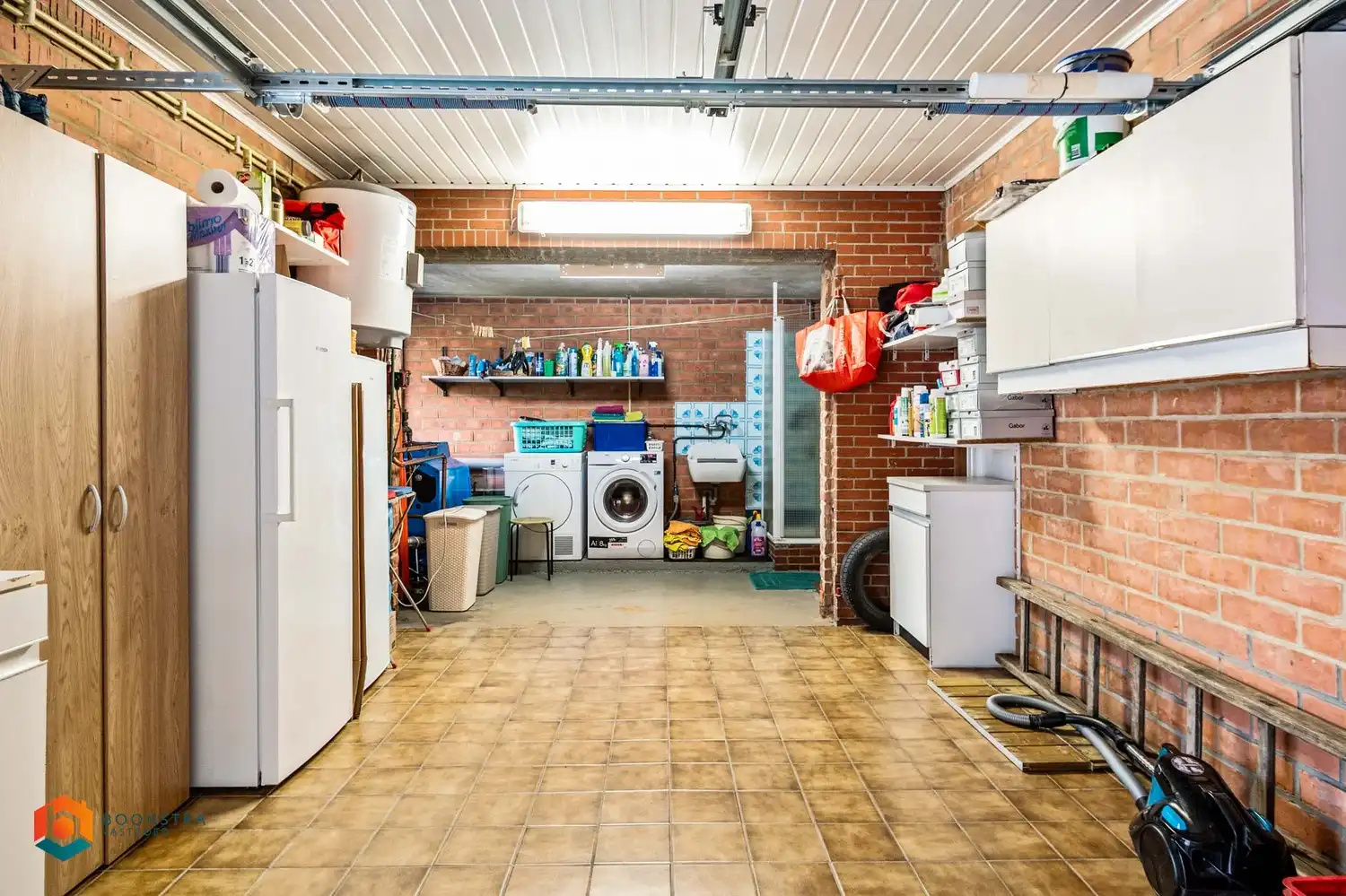 Zeer verzorgde laagbouwwoning met 2 slpkrs en leuke tuin foto 16