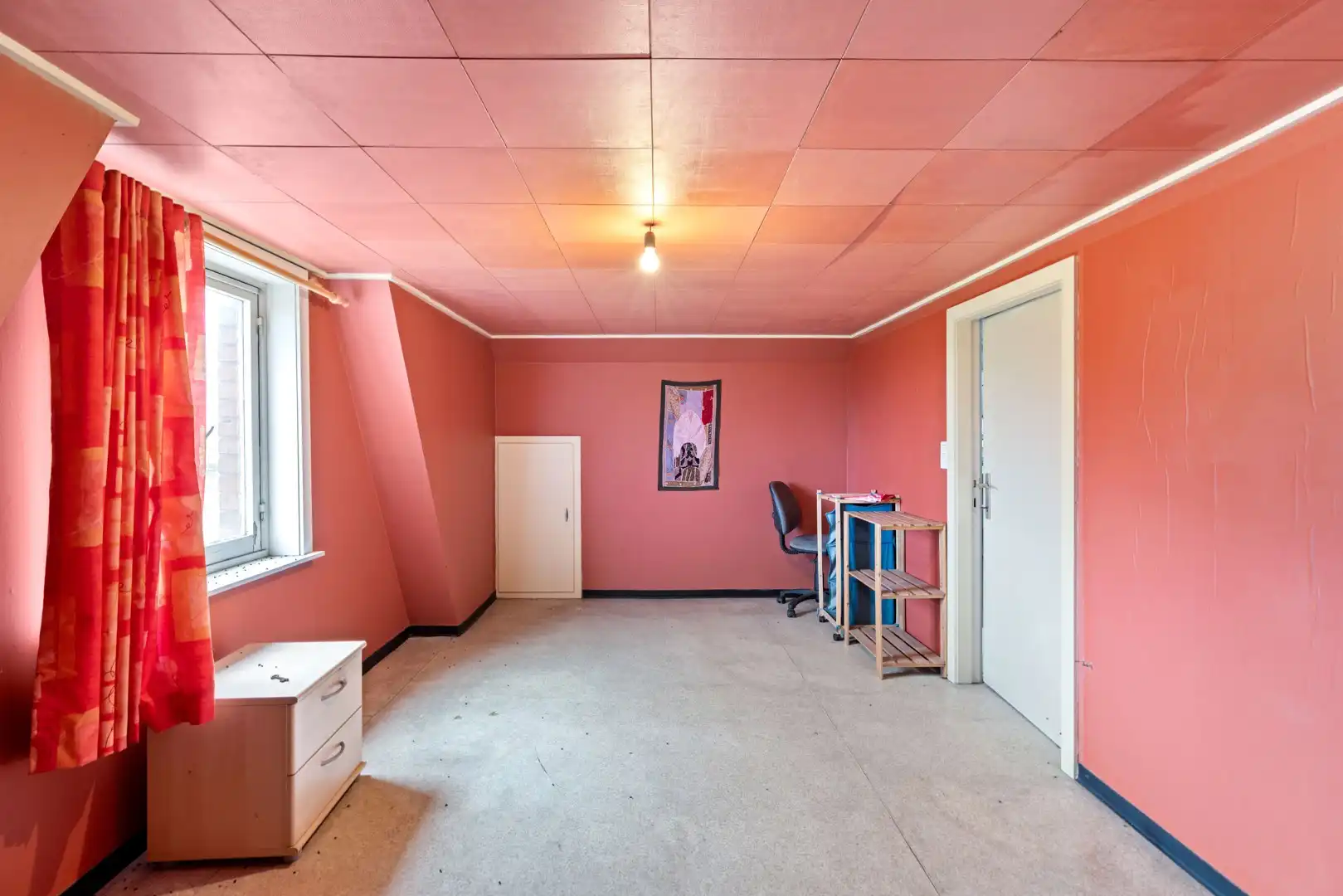 Ruime vrijstaande gezinswoning met tuin en garage foto 14