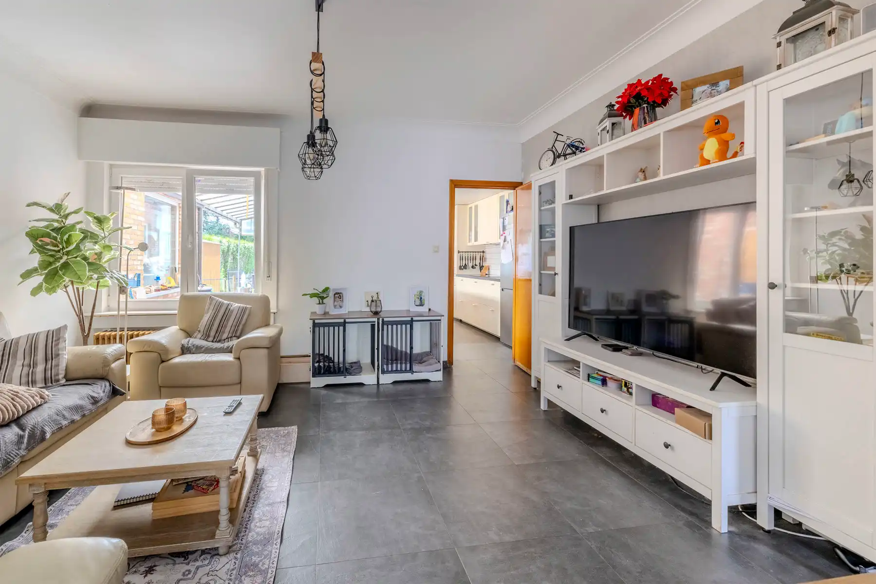 Woning met o.a. 3 slaapkamers in een doodlopende straat foto 6