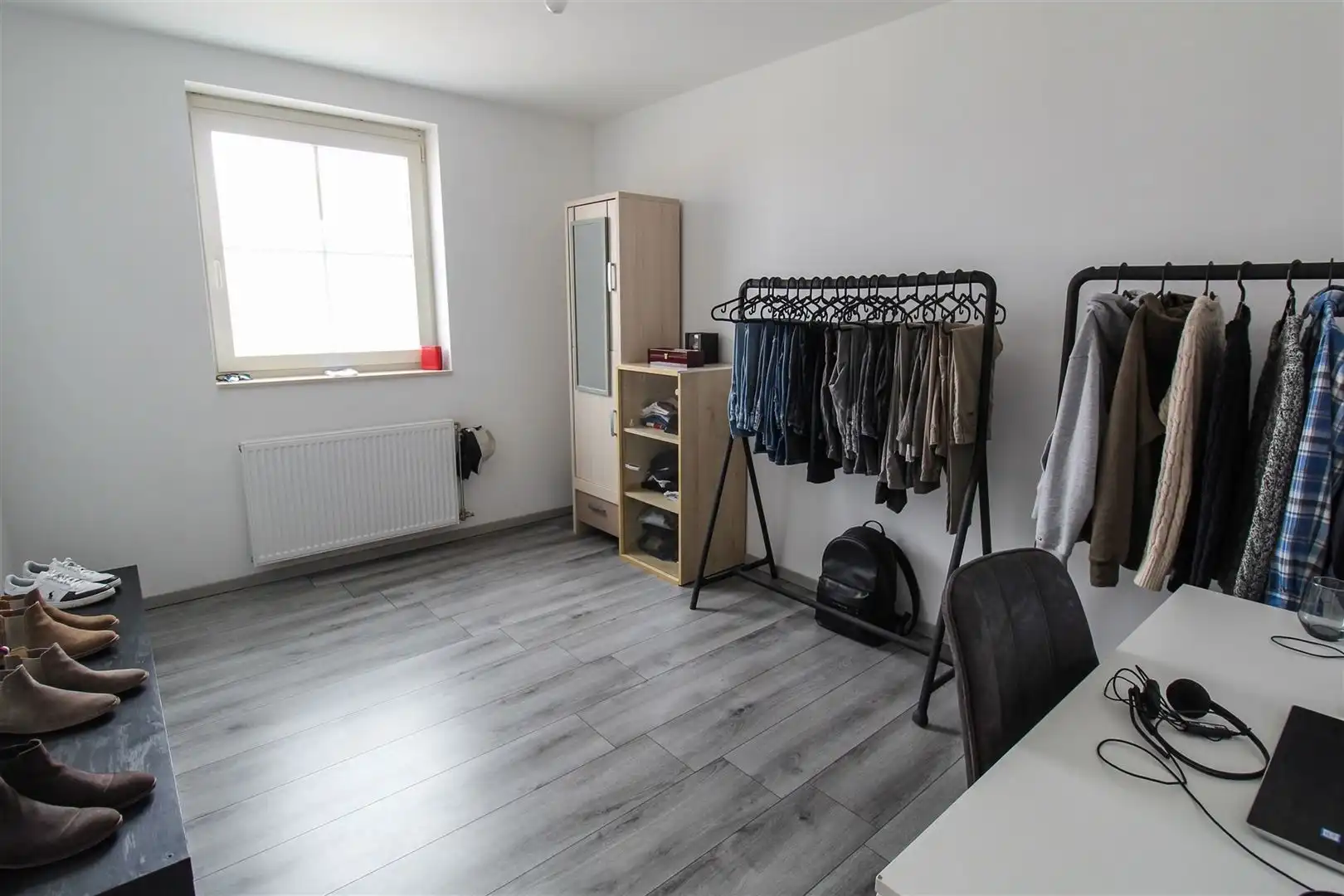 Nieuwbouw halfopen bebouwing met zonnige tuin foto 9