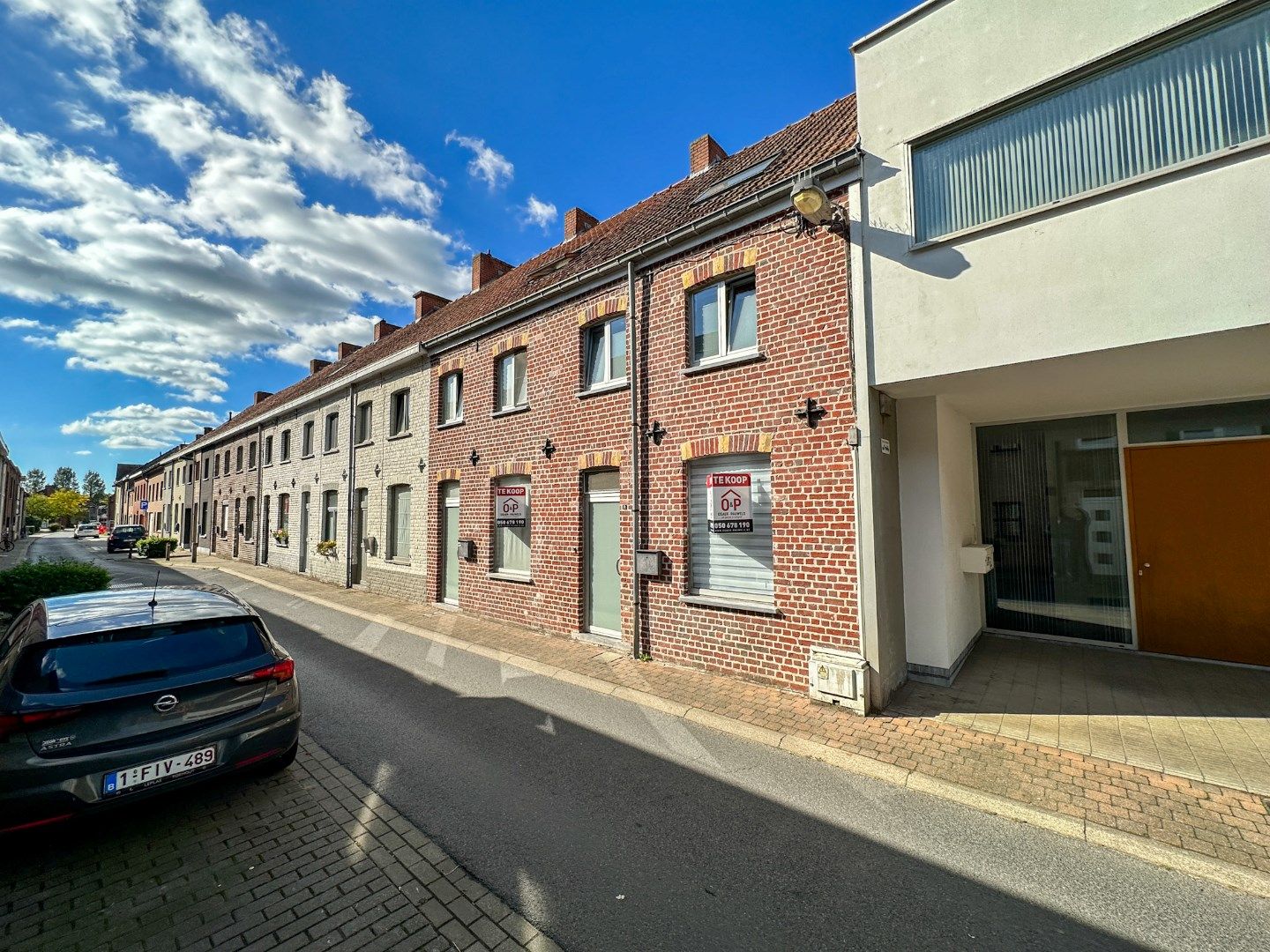 Stadswoning met 3 slpk en koer/terras, centrum Torhout. foto 1