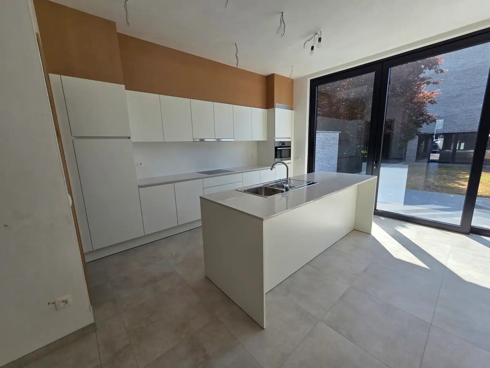 Nieuwbouwwoning met 4 slaapkamers! foto 6
