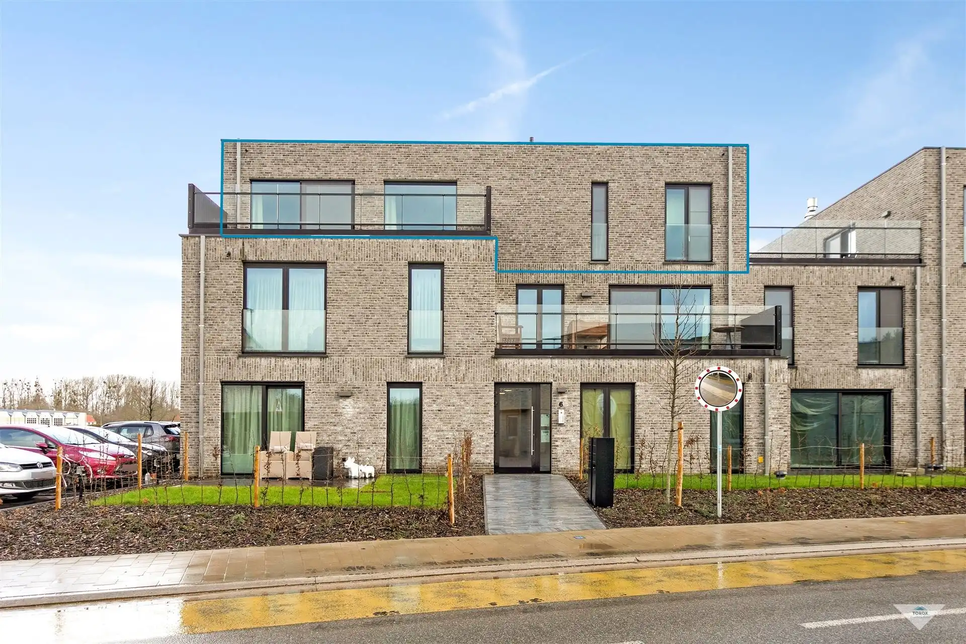 Nieuwbouw appartement met autostaanplaats foto {{pictureIndex}}