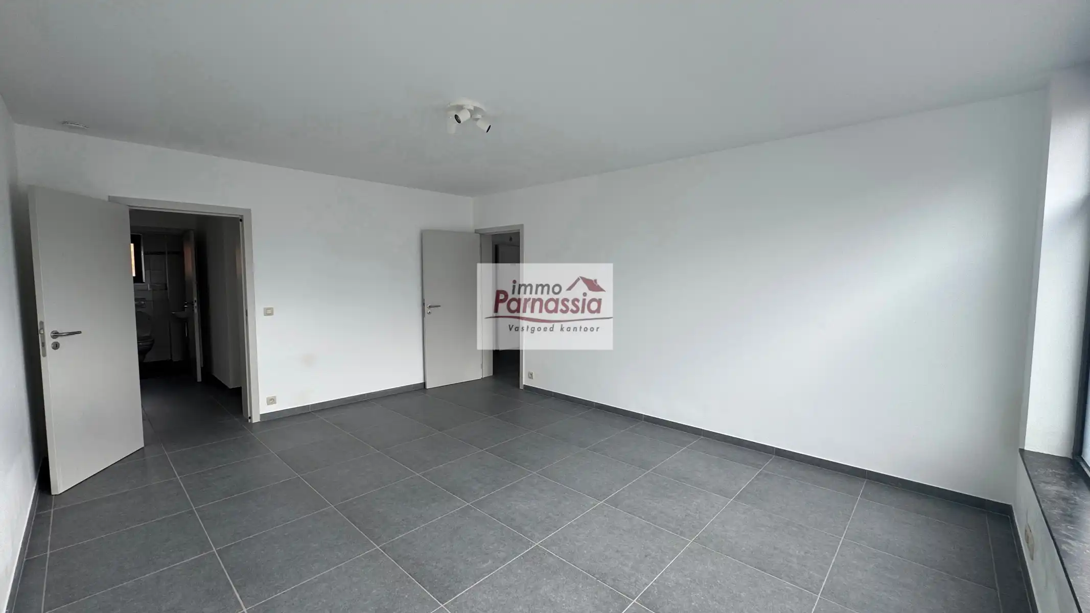 Commercieel te huur foto 11