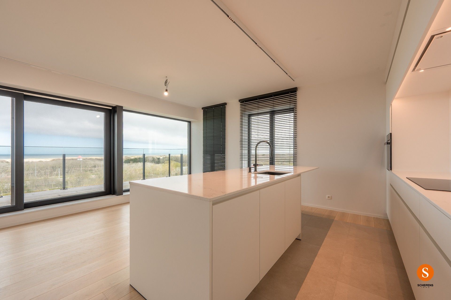 Luxe penthouse met zicht op zee te koop te Bredene. foto 12