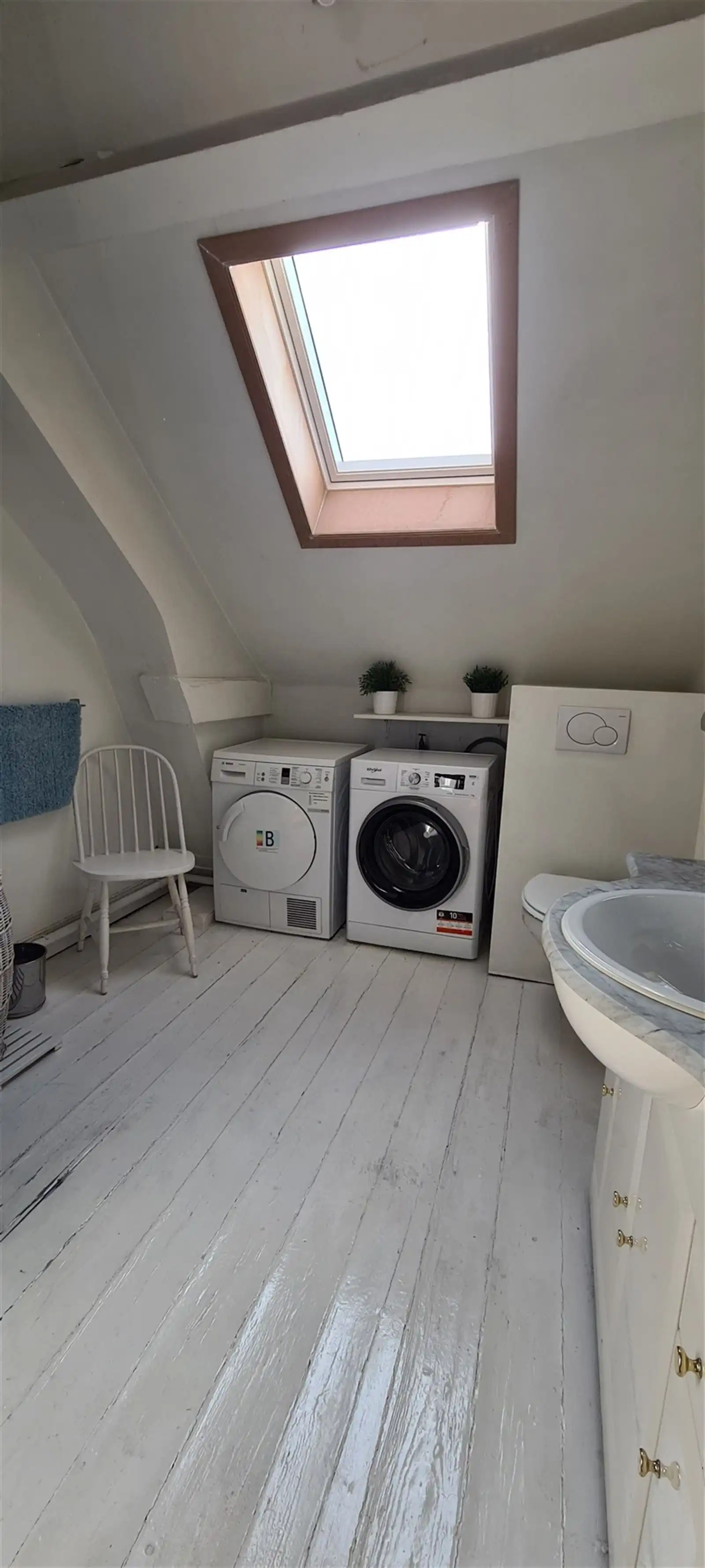 Prachtig duplex appartement met terras in karaktervol gebouw op wandelafstand van museum Schone Kunsten. foto 8