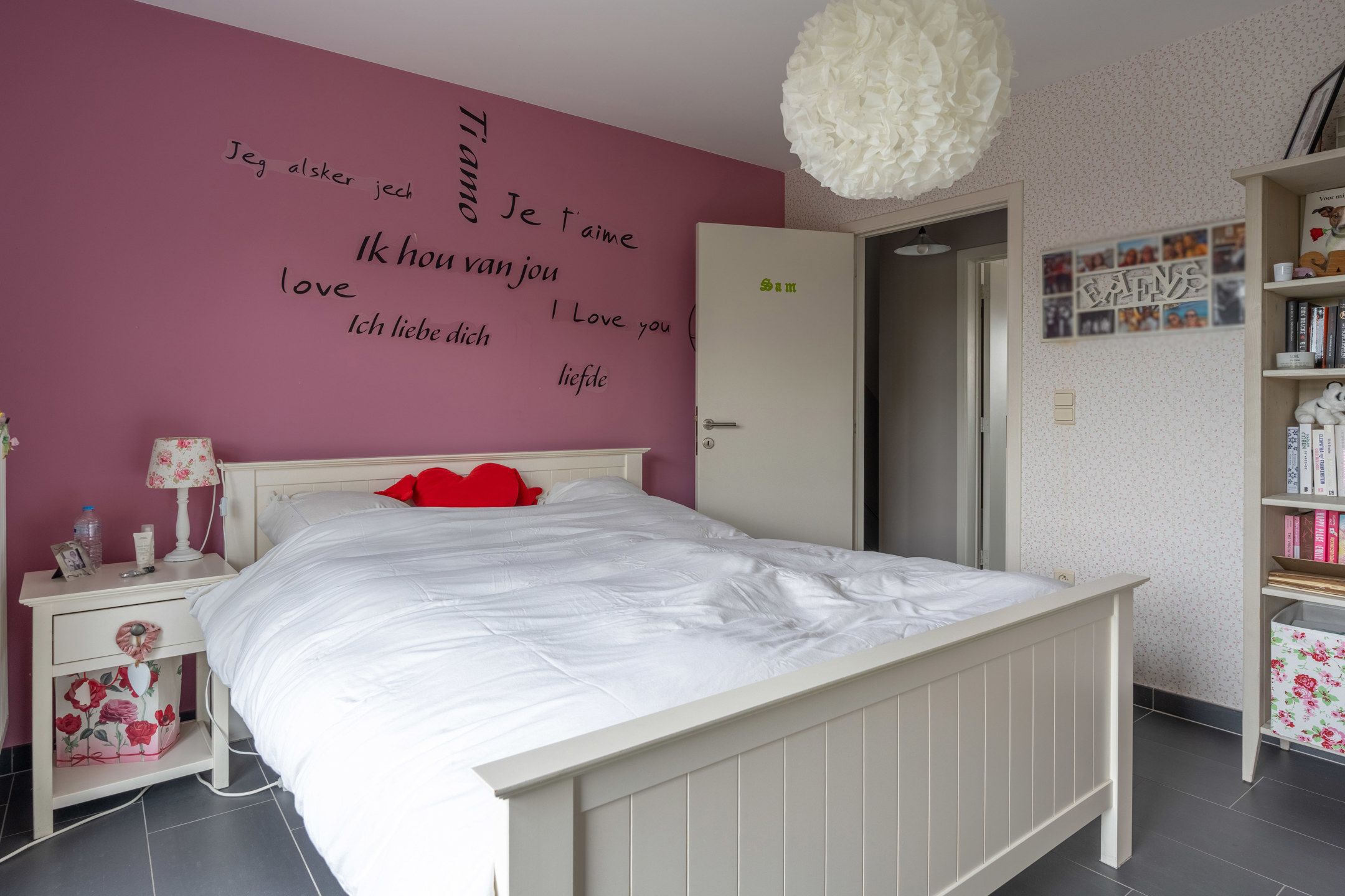 Verrassend ruime gezinswoning met 6 slaapkamers, 2 badkamers en garage. foto 19