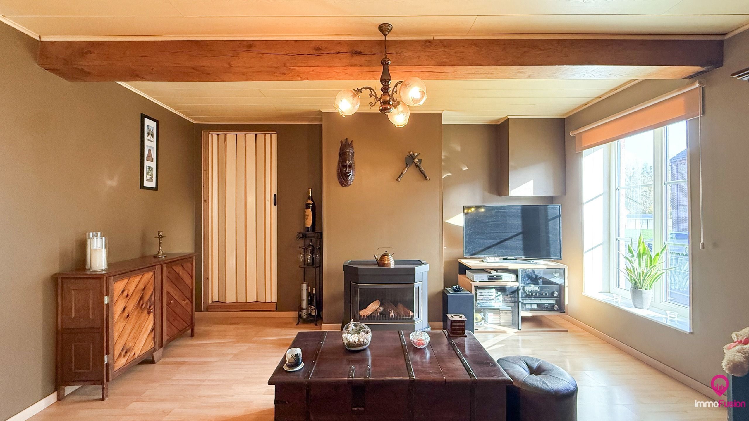 Deels gerenoveerde woning met groot perceel van ca 13are! foto 5