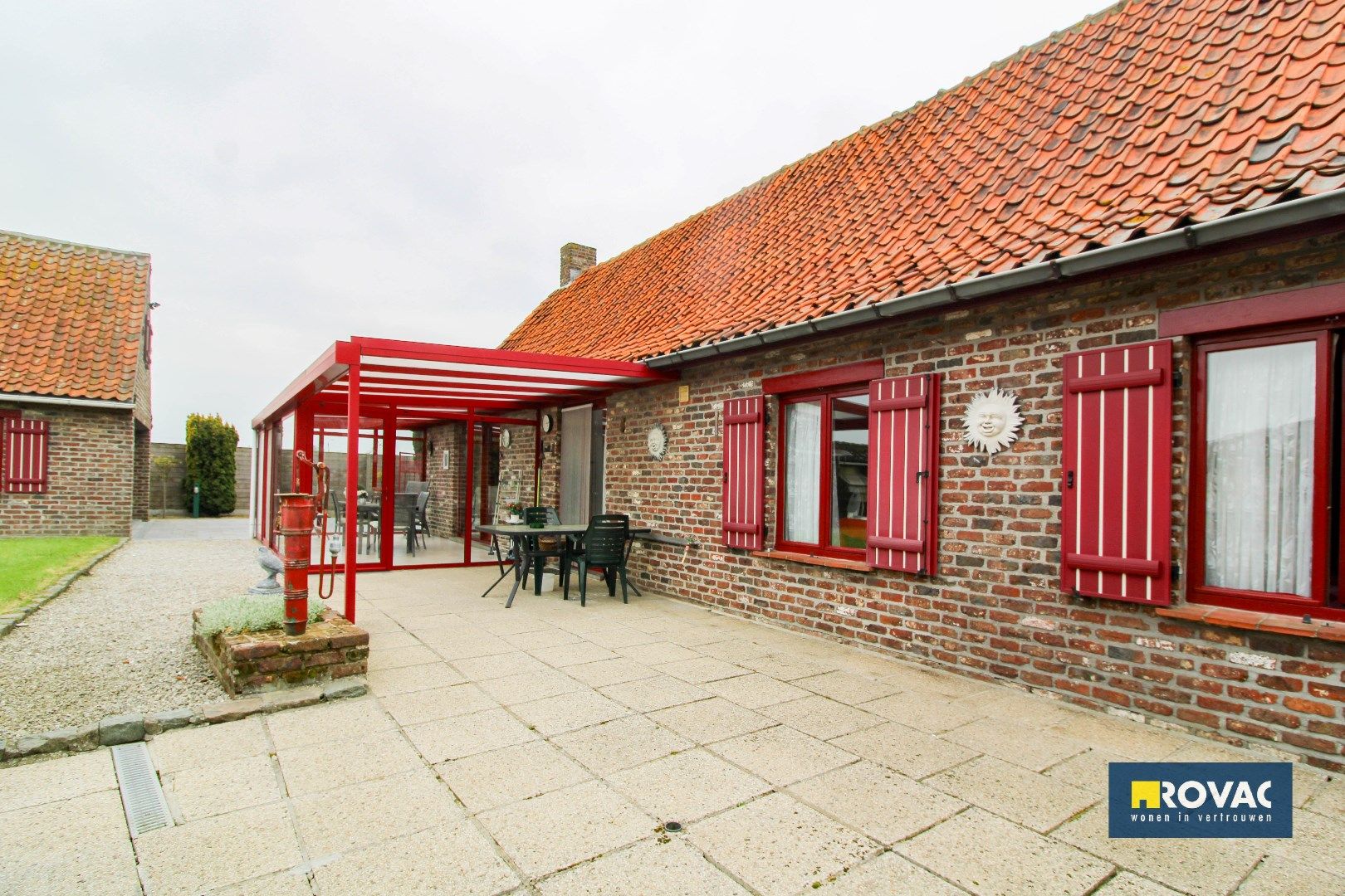 TOPPER! Landelijk gelegen woning met garage op 1684 m² foto 9
