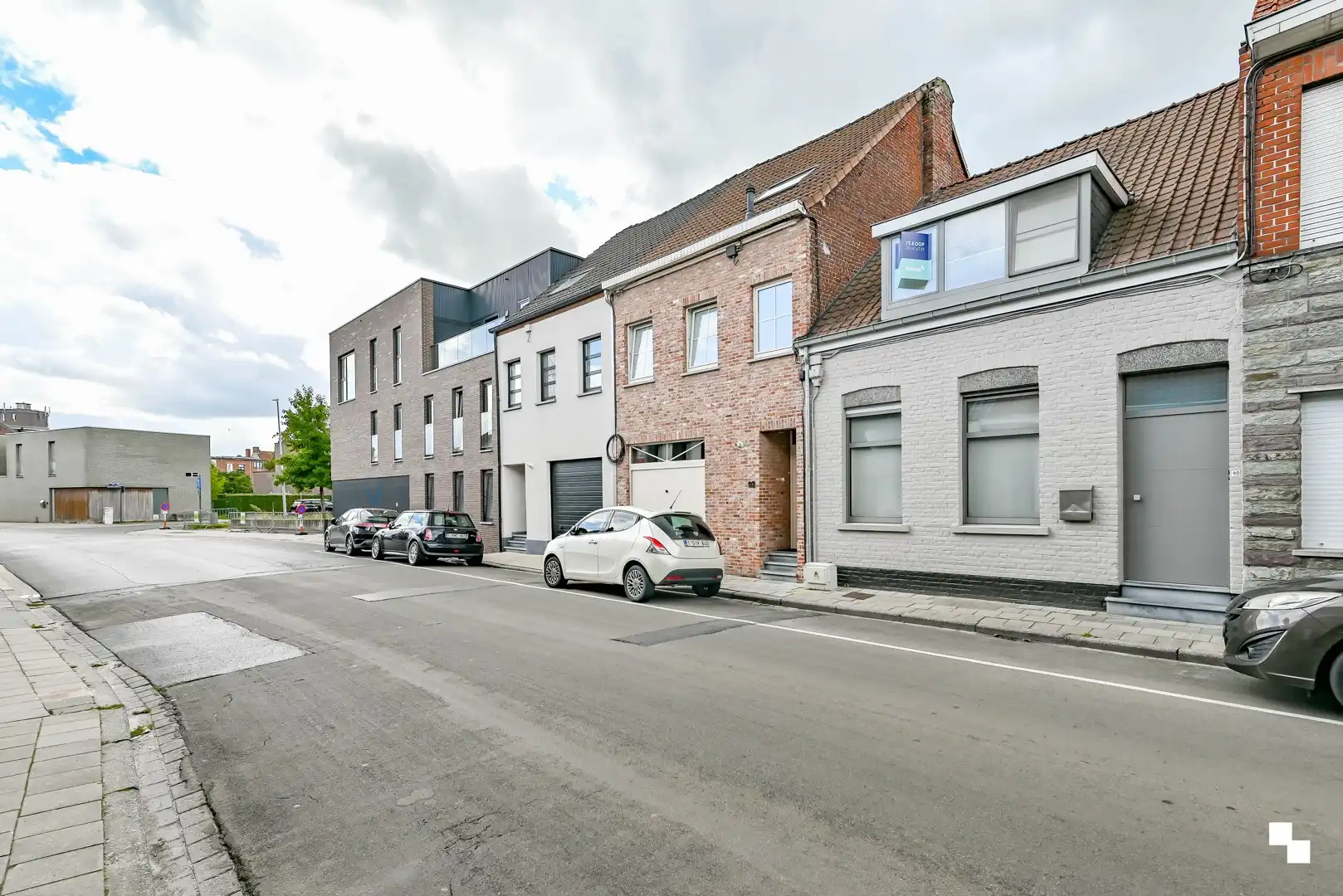 Ruime, volledig gerenoveerde woning met tuin nabij centrum Izegem foto 28