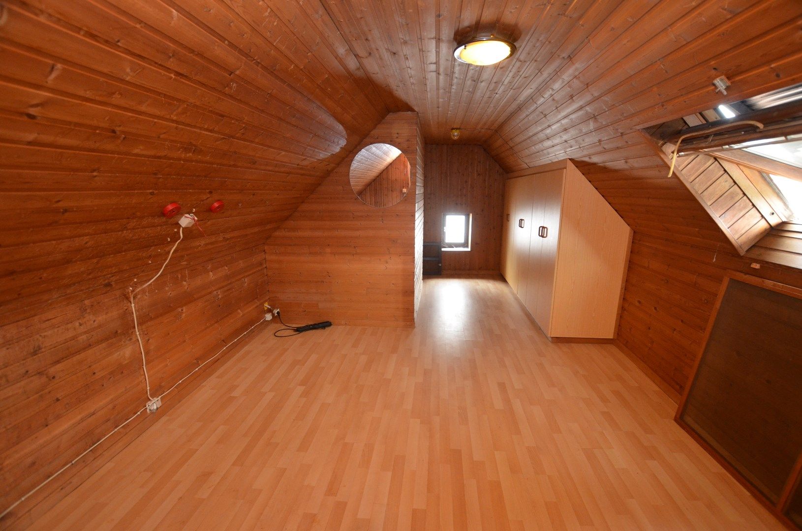 Prachtig gelegen te renoveren woonhuis foto 14