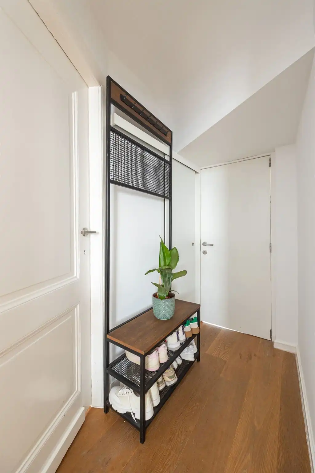 Licht hoekappartement in hartje Zurenborg foto 7