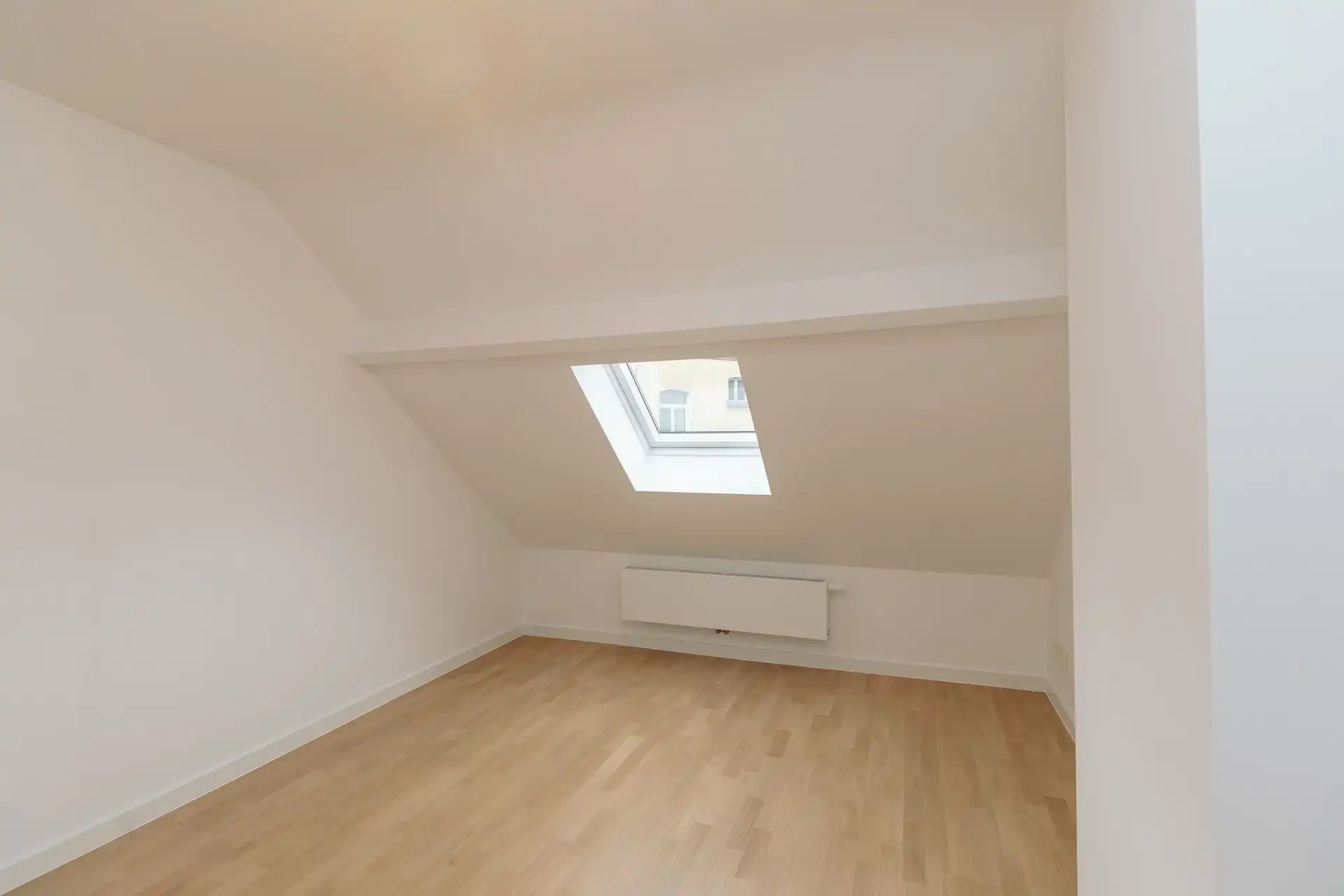 Volledig gerenoveerde woning op het Antwerpse Zuid. foto 21