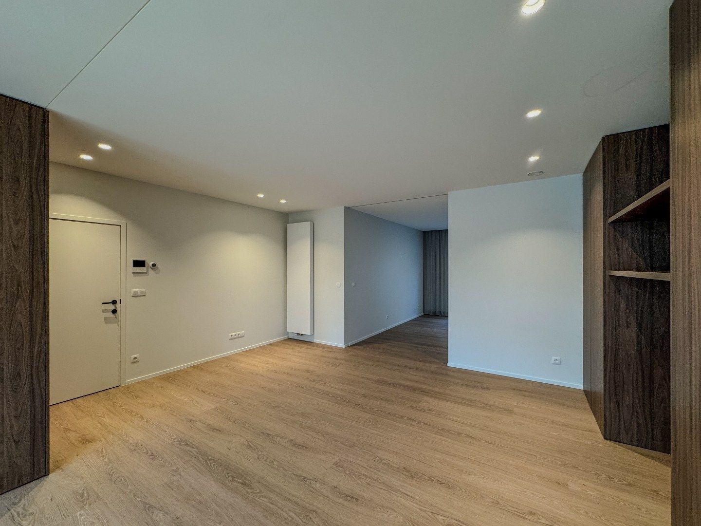 Ruim appartement met 3 slaapkamers en terras in het centrum. foto 11