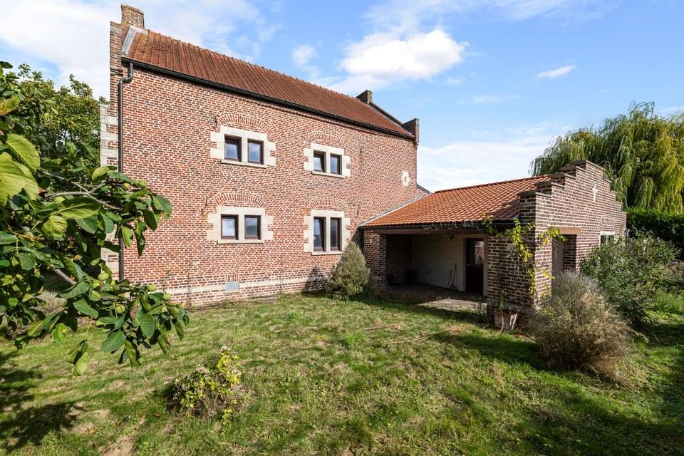 AUTHENTIEKE, STATIGE WONING MET KARAKTER IN HOEPERTINGEN foto 6