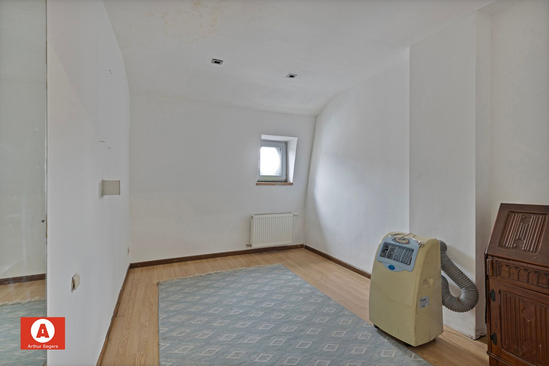 6 slaapkamers: ruime gezinswoning centrum Lebbeke. foto 21