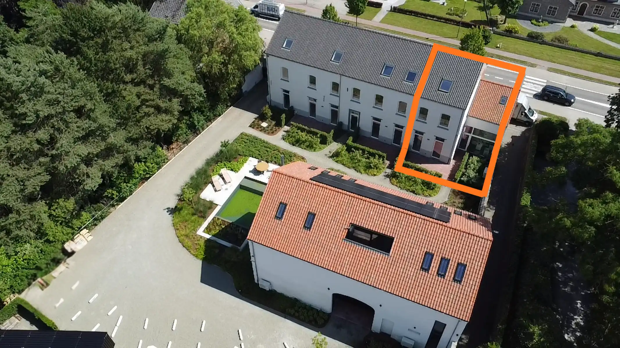 Luxe nieuwbouwwoning - 3 slpks  foto {{pictureIndex}}