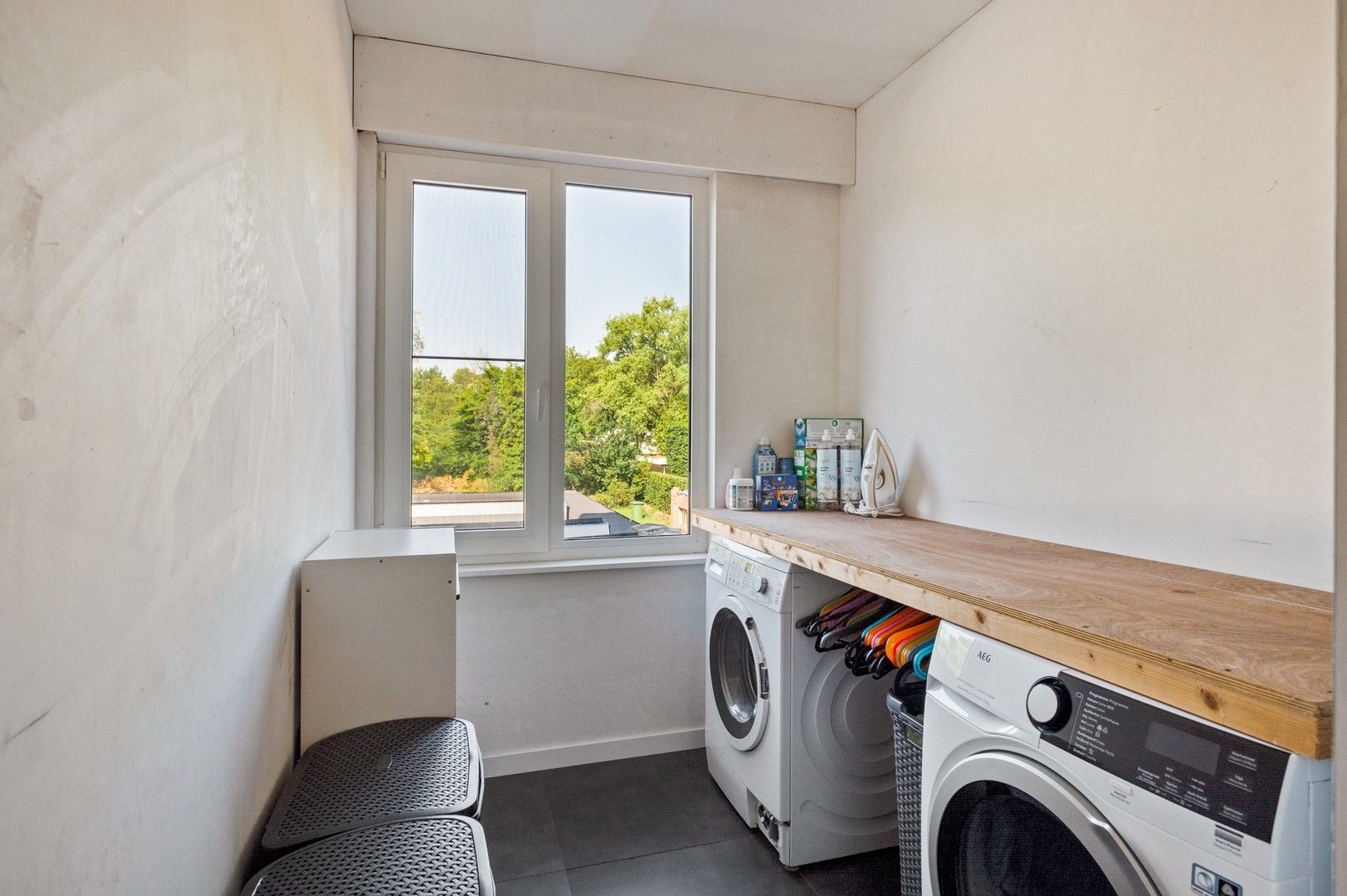 Gerenoveerde woning met 4 slpk, ruime tuin in rustige buurt foto 12