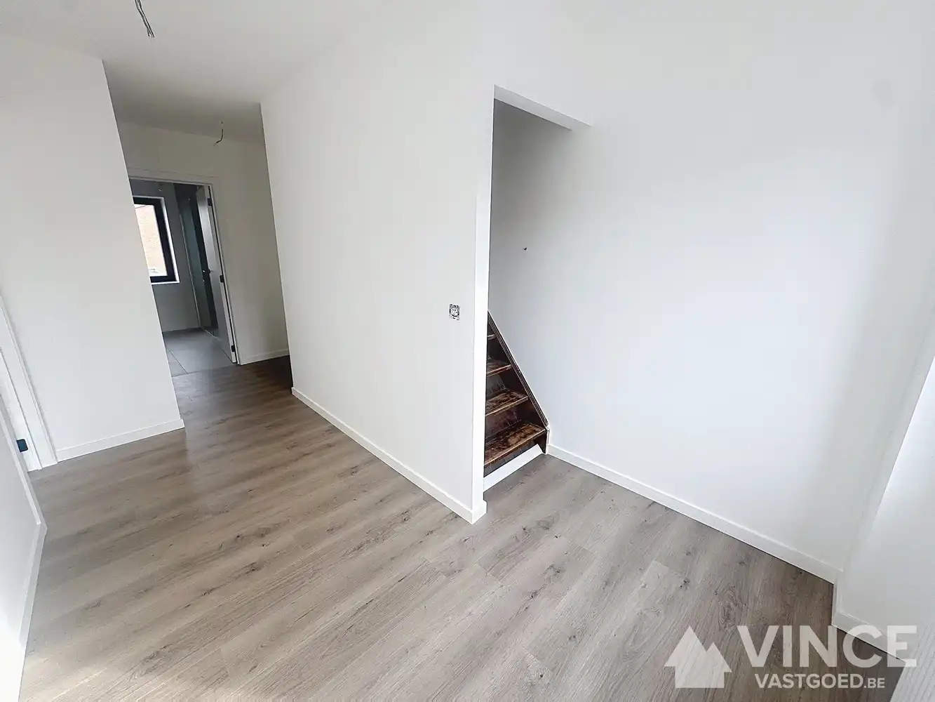 Volledig gerenoveerde, energiezuinige woning met tuin. foto 17