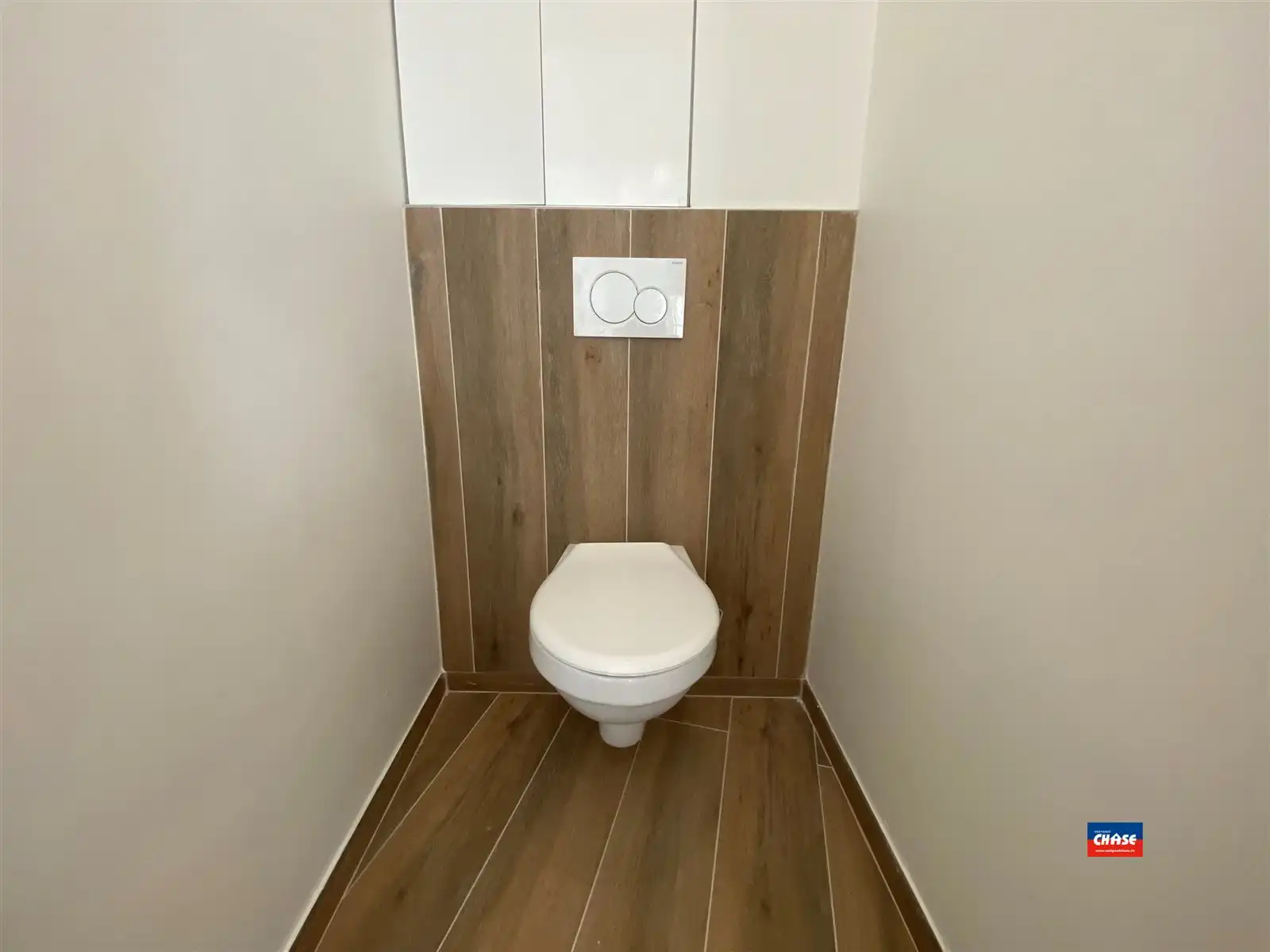 Verzorgde studio met aparte slaapkamer, fietsenstalling en kelderberging  foto 9