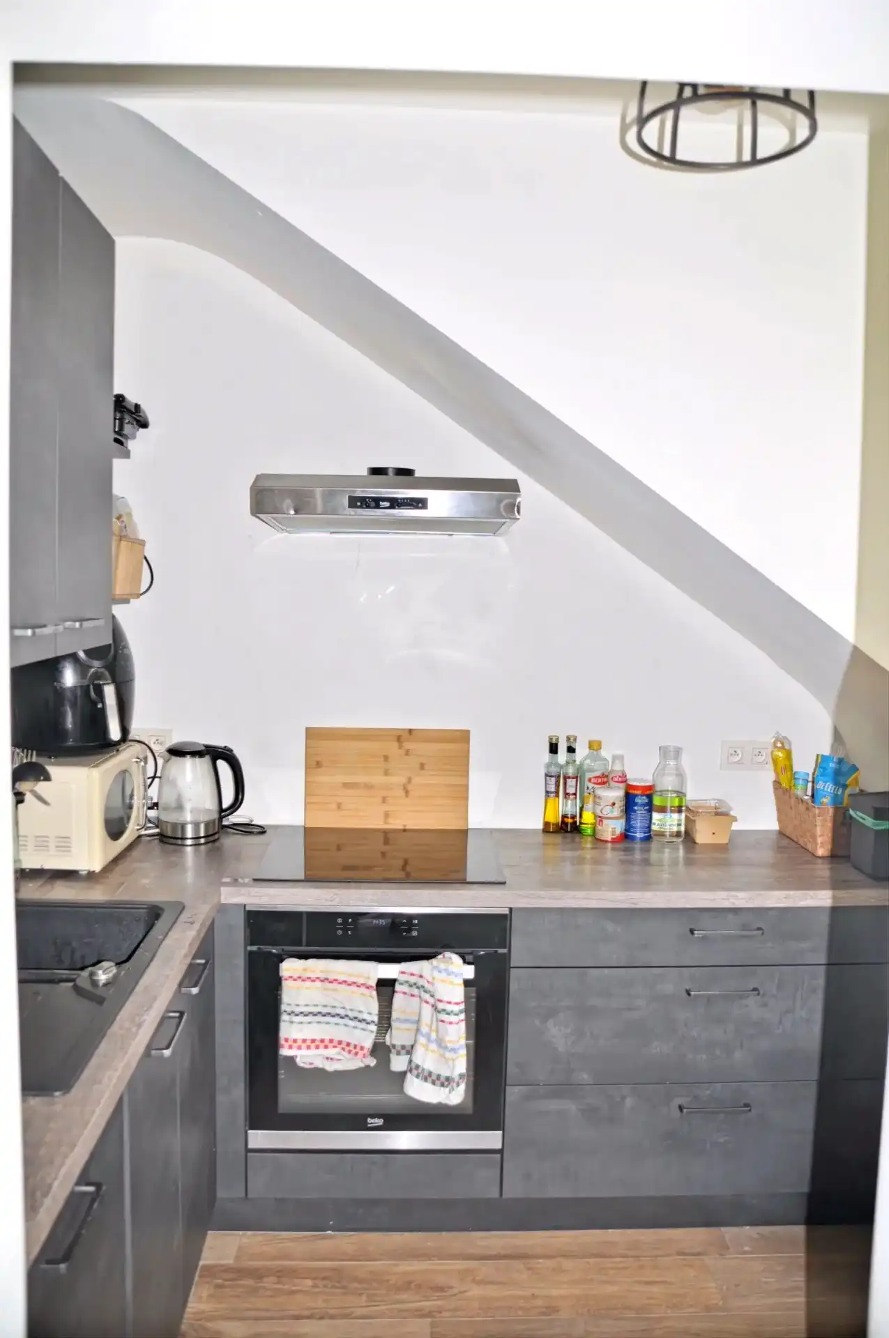 GEZELLIG APPARTEMENT MET 2 SLPKS VAN 74 M² OP EEN CENTRALE LIGGING IN HASSELT foto 7